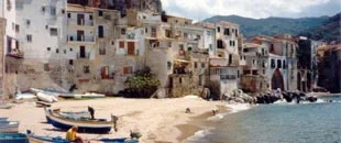 Taormina-Film-Festival-in-beautiful-Sicily-Cefalu-Strand-offer.jpg