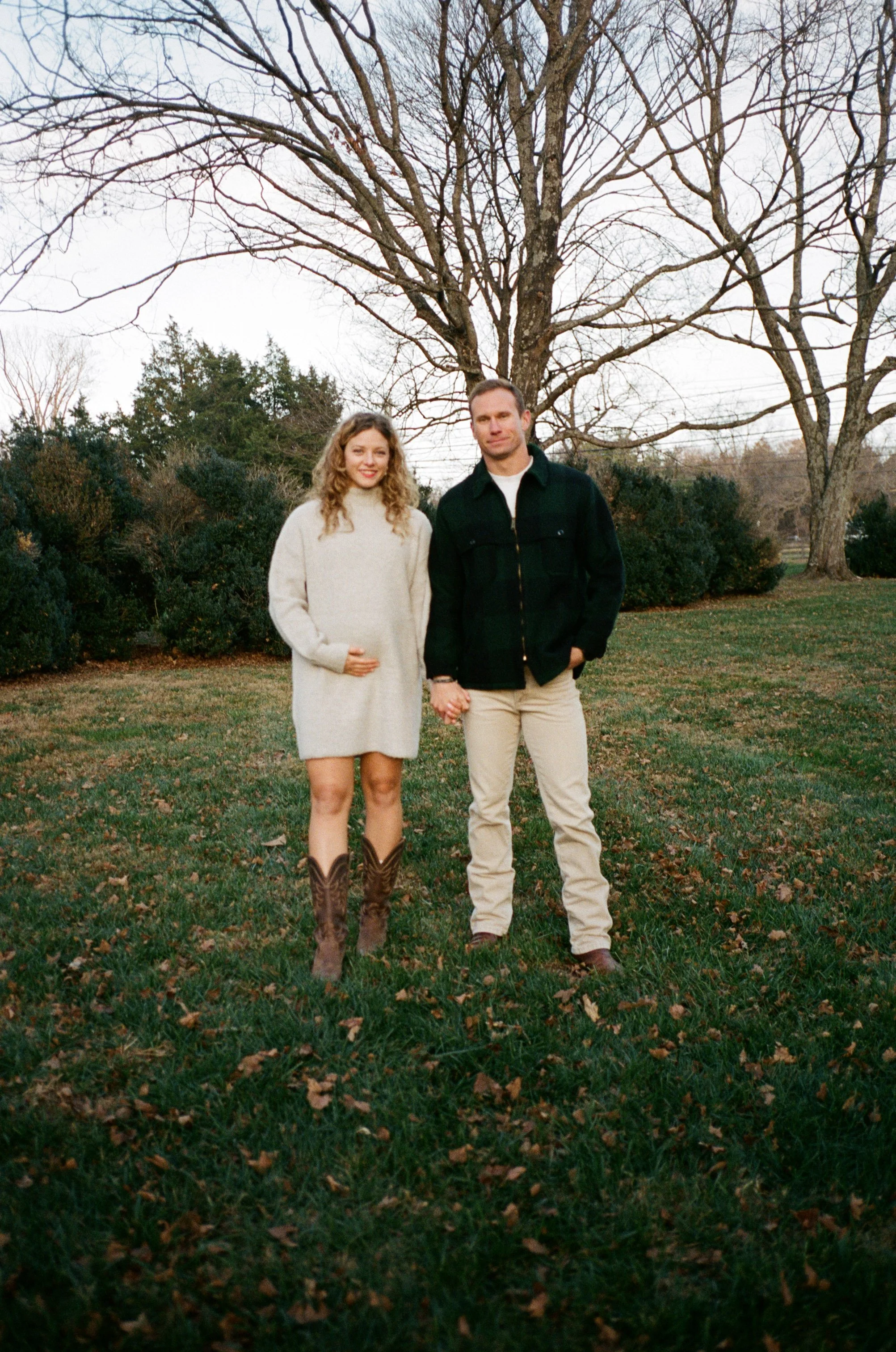 camryn&erik-holiday-film-franklin-tn-peytoncurry-2025-61.jpg