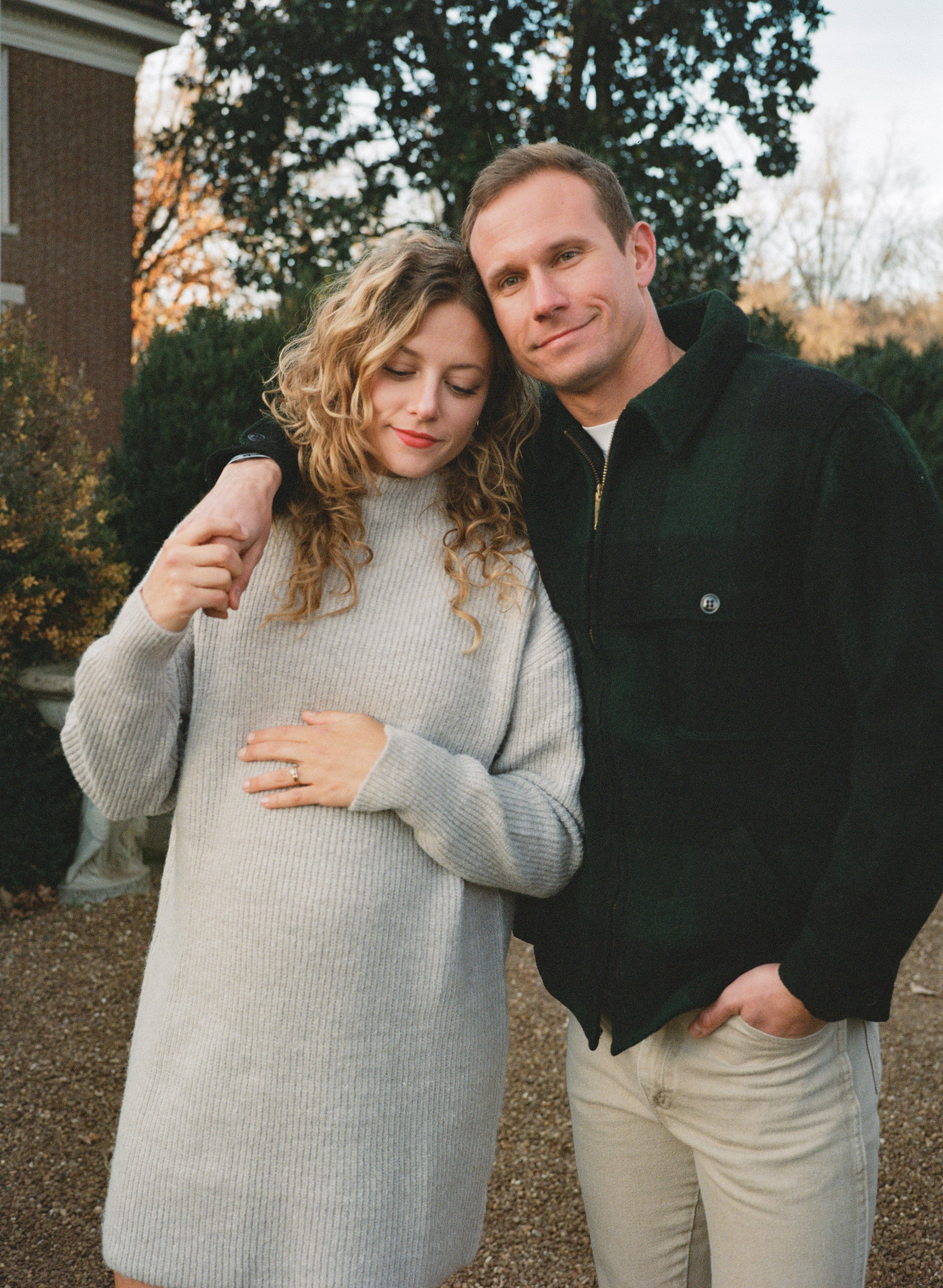 camryn&erik-holiday-film-franklin-tn-peytoncurry-2025-29.jpg