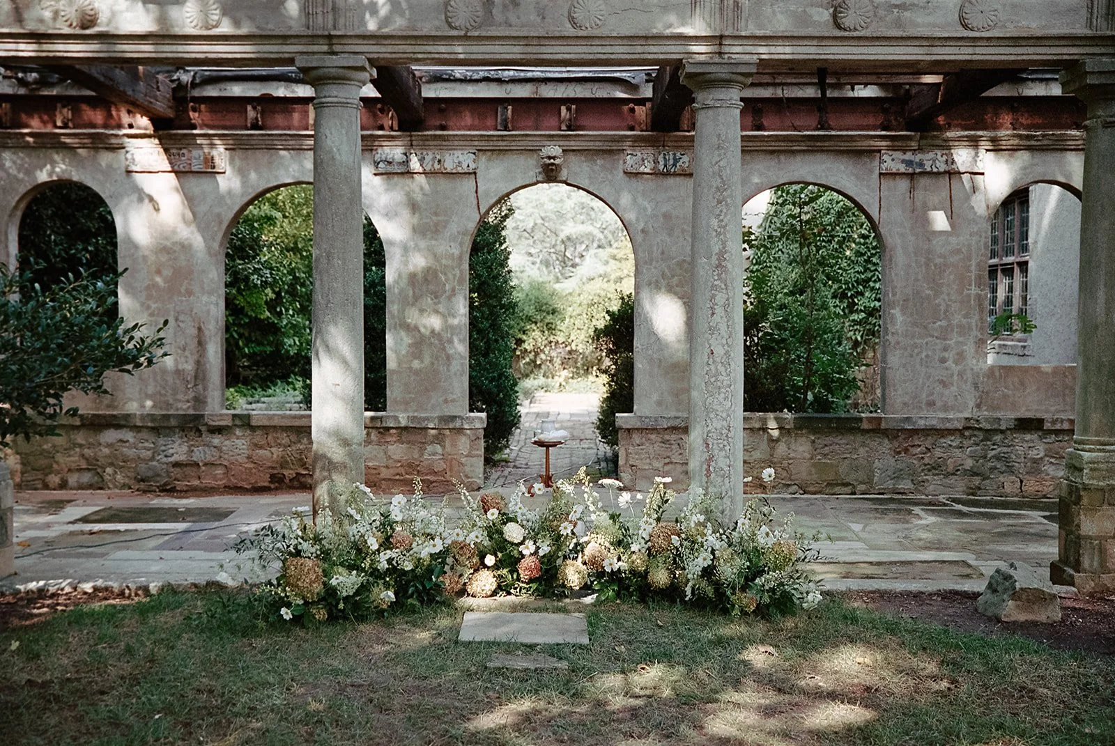 liv&landon-wedding-virginiahouse-2024-film-peytoncurry-270.jpg