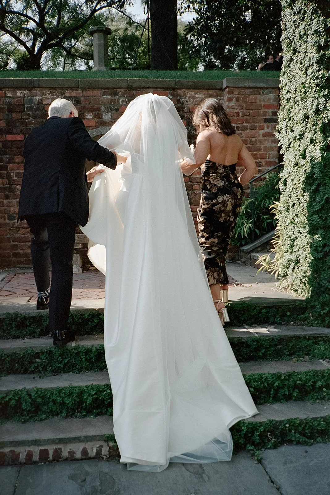 liv&landon-wedding-virginiahouse-2024-film-peytoncurry-297.jpg
