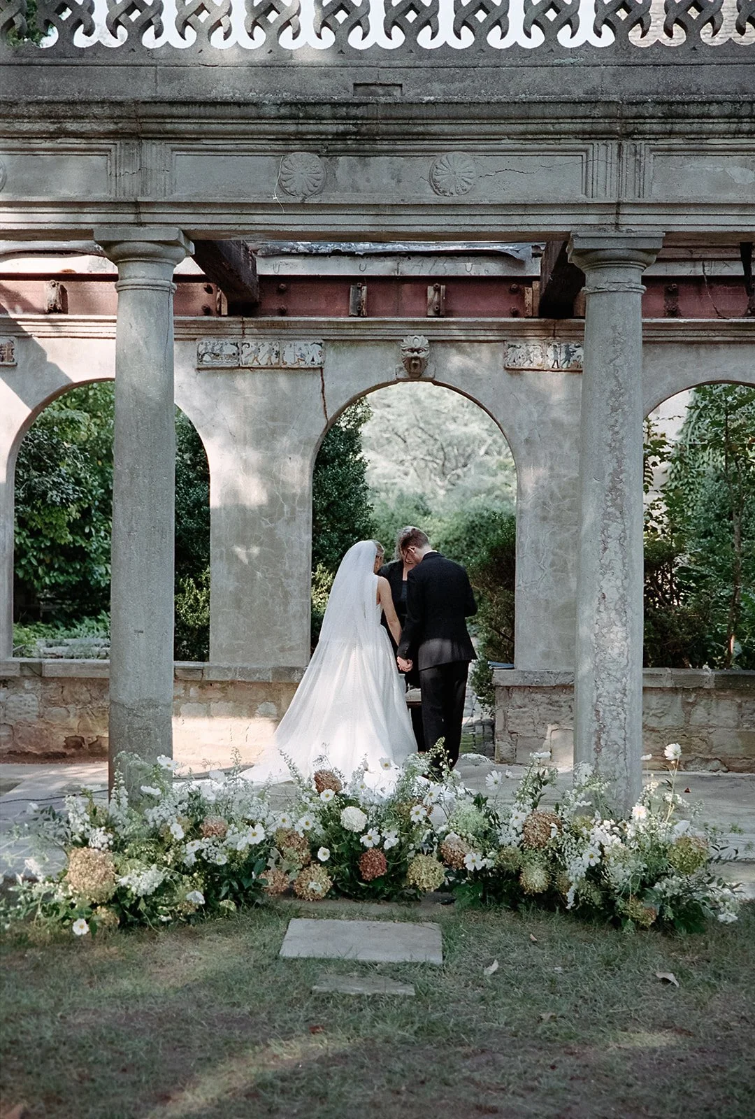 liv&landon-wedding-virginiahouse-2024-film-peytoncurry-328.jpg