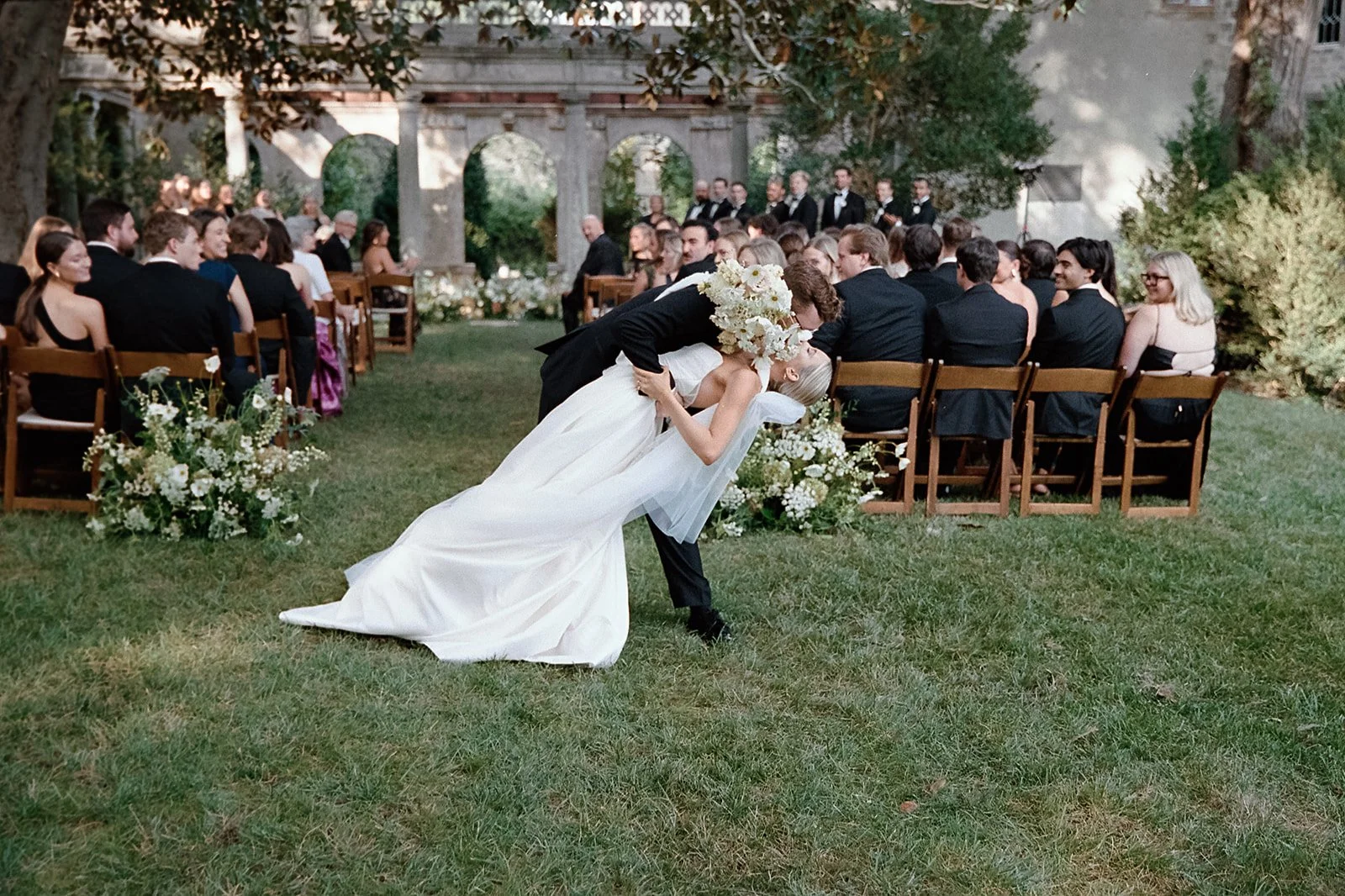 liv&landon-wedding-virginiahouse-2024-film-peytoncurry-363.jpg