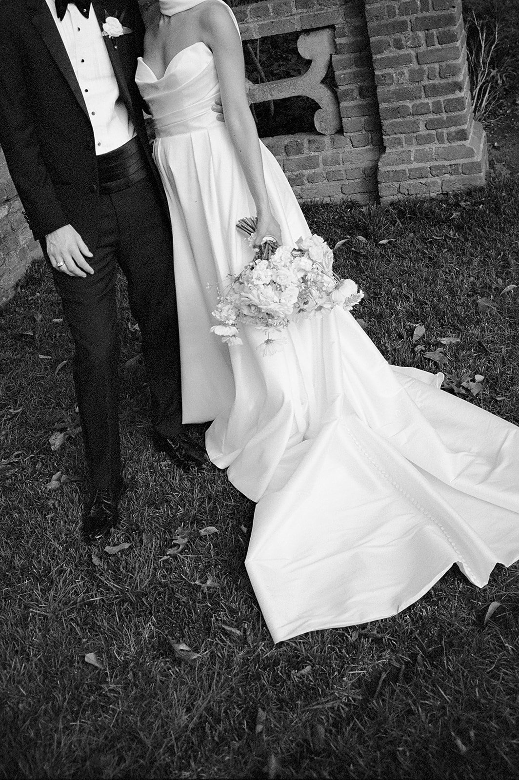 liv&landon-wedding-virginiahouse-2024-film-peytoncurry-471.jpg