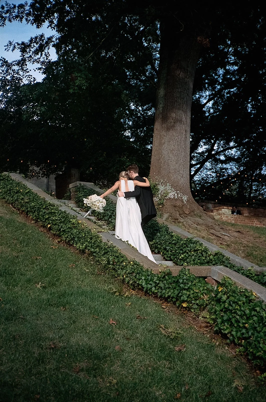 liv&landon-wedding-virginiahouse-2024-film-peytoncurry-511.jpg