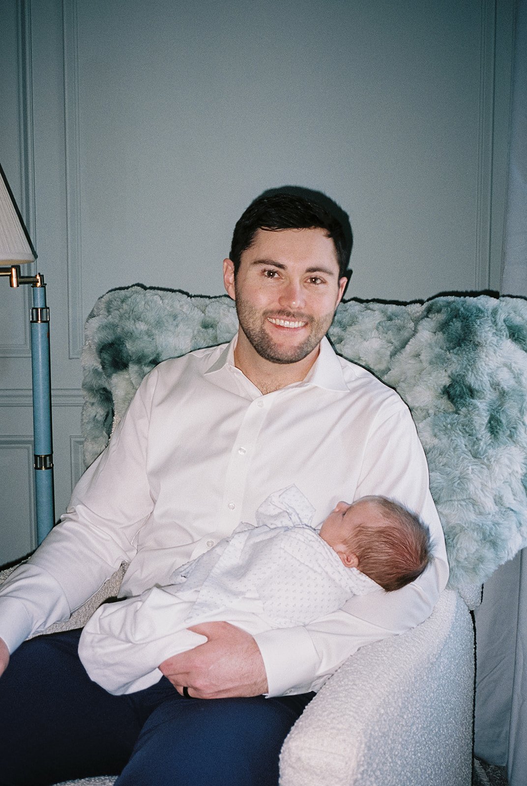 Everett-newborn-session-2024-peytoncurry-film-24.jpg