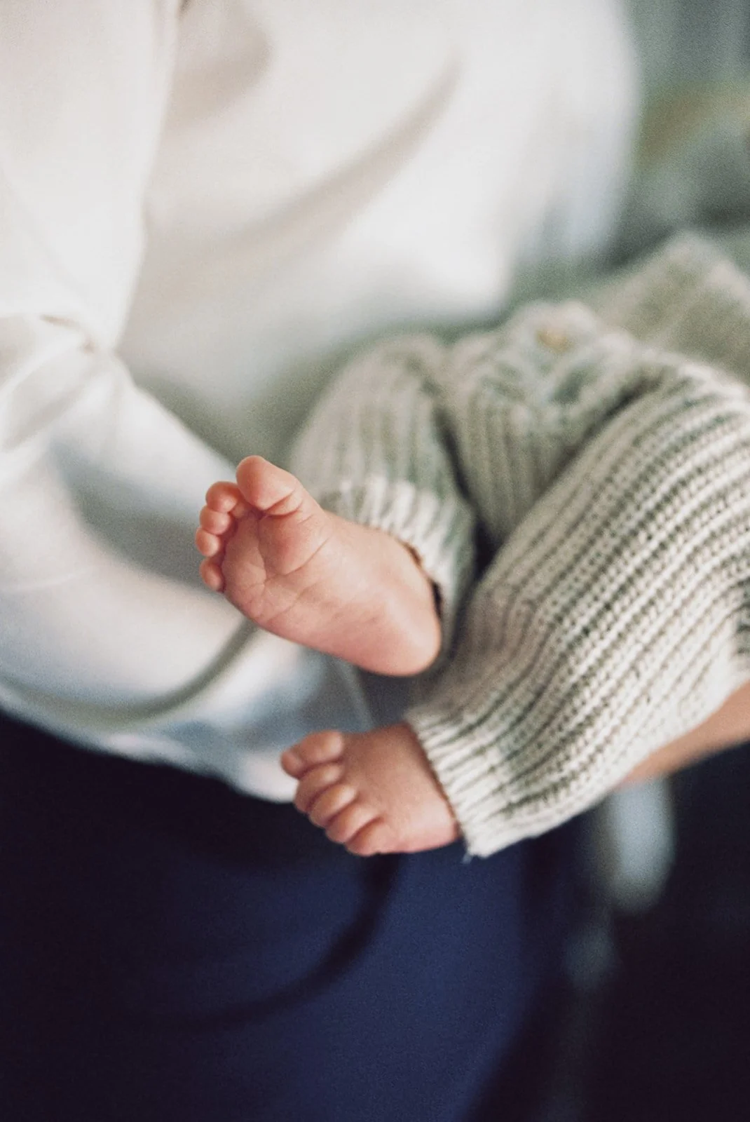 Everett-newborn-session-2024-peytoncurry-film-53.jpg