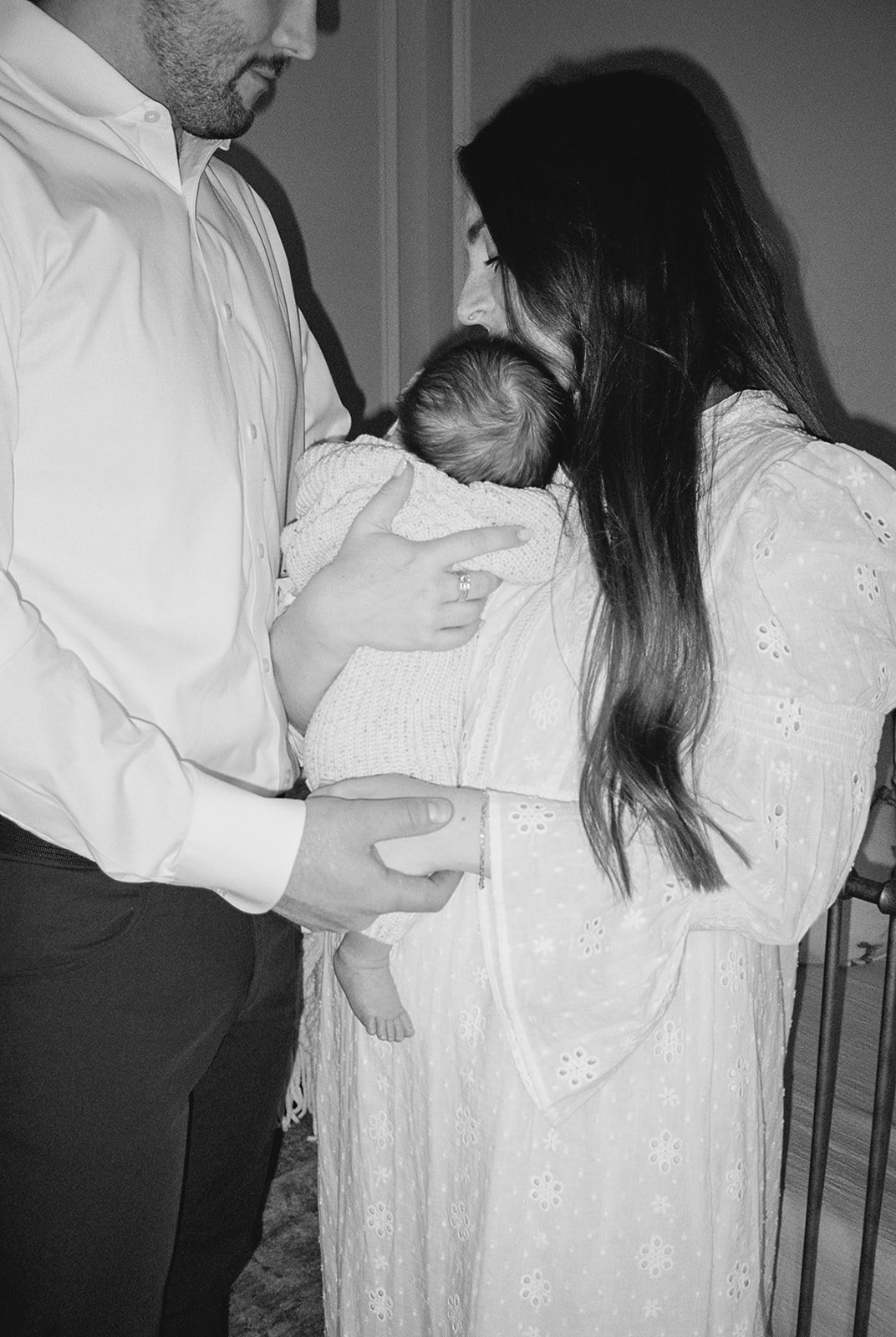 Everett-newborn-session-2024-peytoncurry-film-116.jpg
