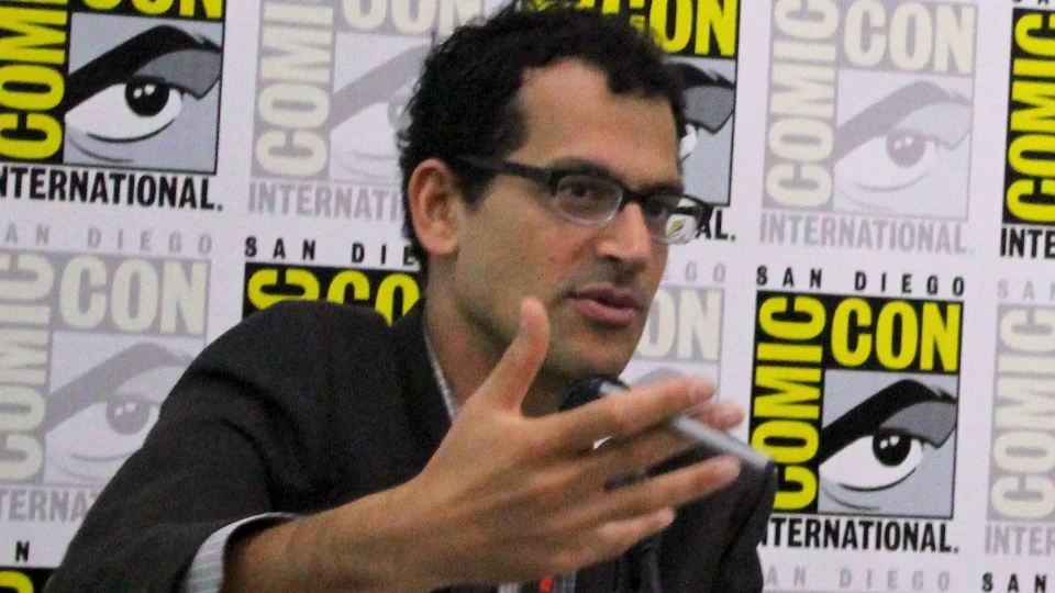 Gary Ashwal MA is a health communication specialist and multimedia producer of healthcare content. 