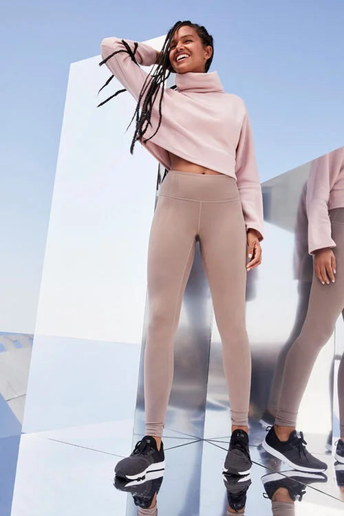 04_Remi Pyrdol_NordstromRack.jpg