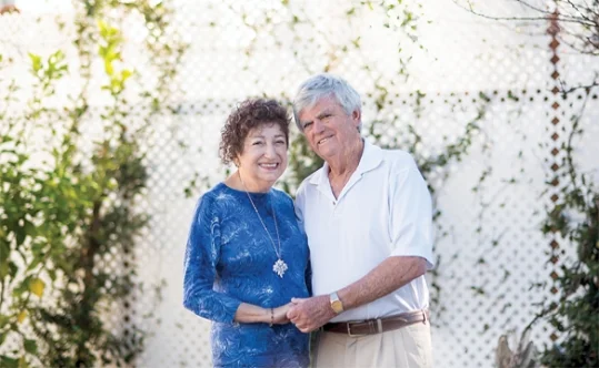 Gabriella Karin and Robert Geminder on Feb. 6 at the Larry and Cheryl Katchen residence in Los Angeles. Photo by Carla Acevedo-Blumenkrantz. (From Jewish Journal)