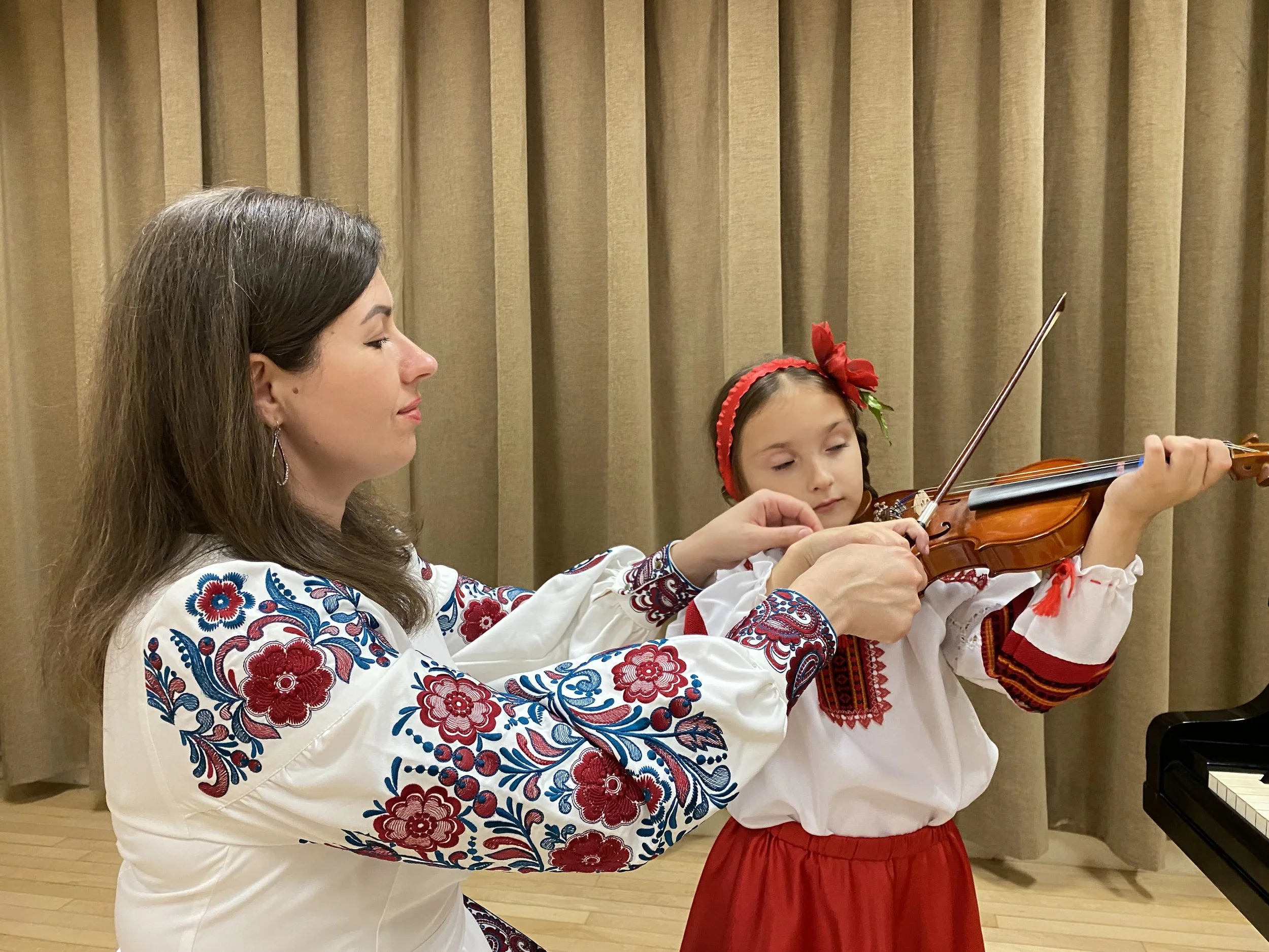 Надя і донечка близько.JPEG