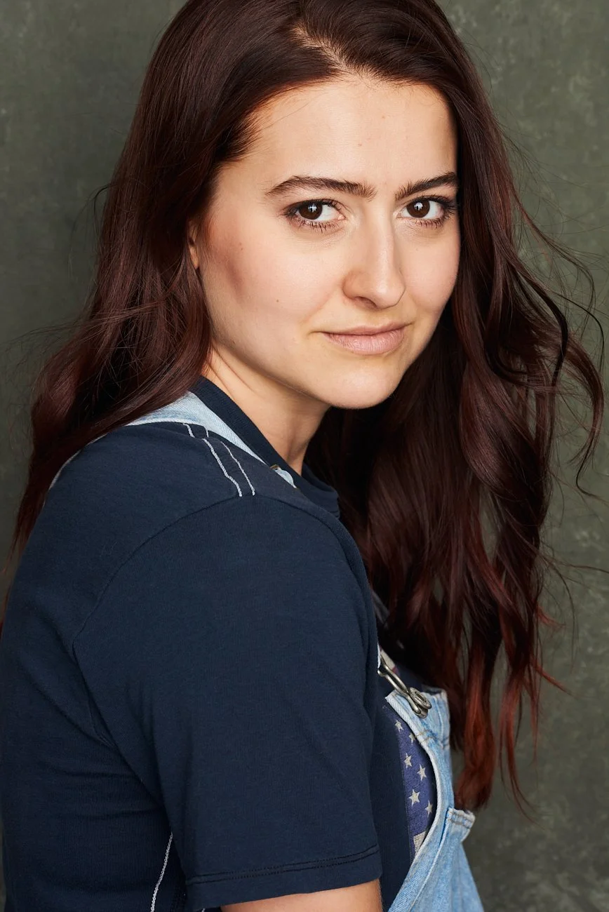 WEB 0071 Castanho Olivia SGP.jpg