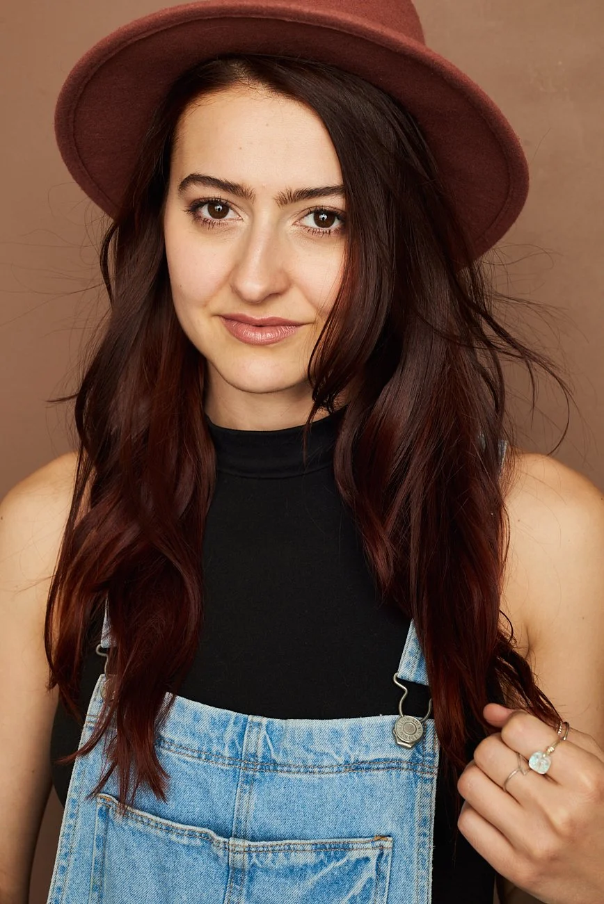 WEB 0472 Castanho Olivia.jpg