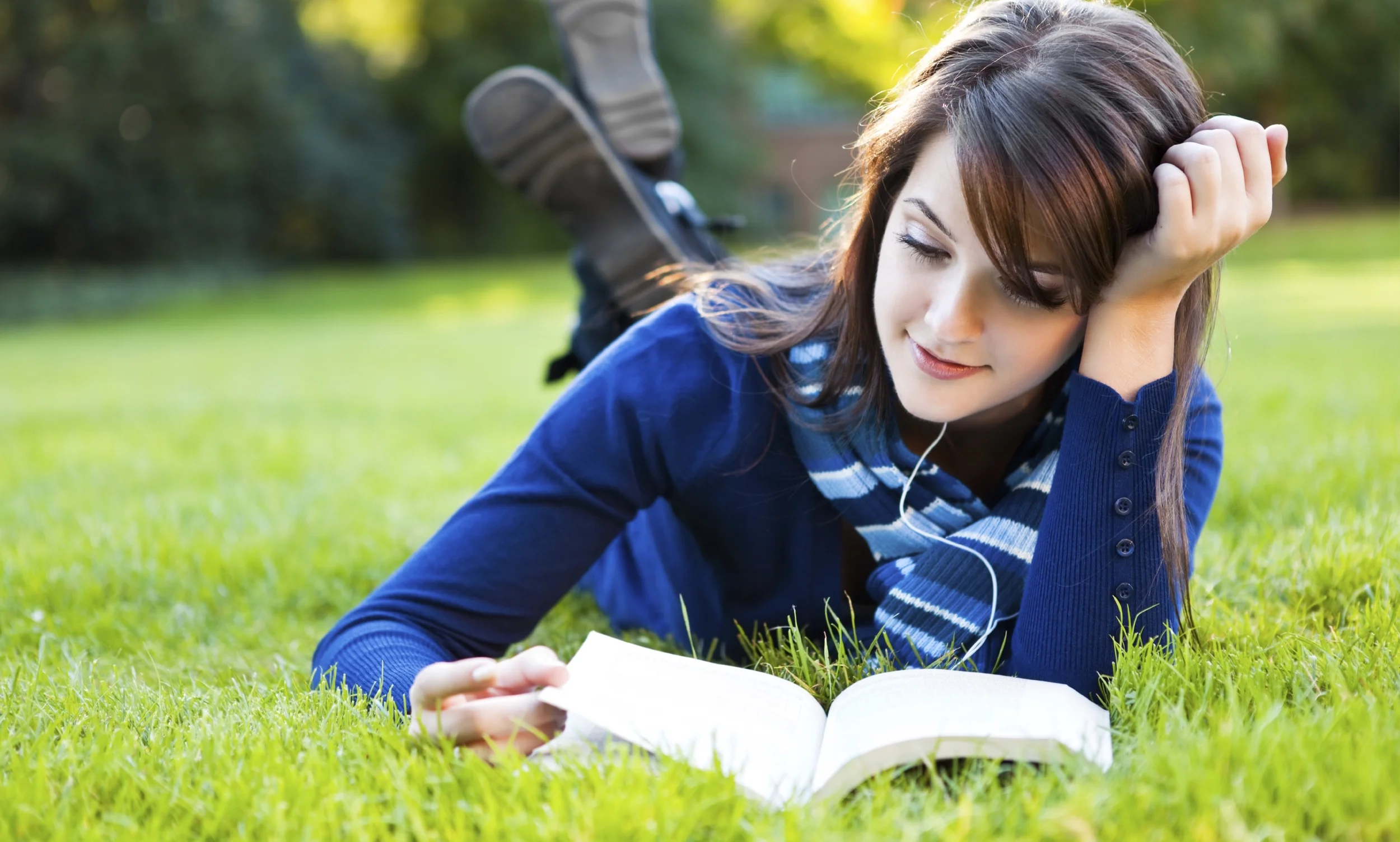 girl studying on grass-2.jpeg