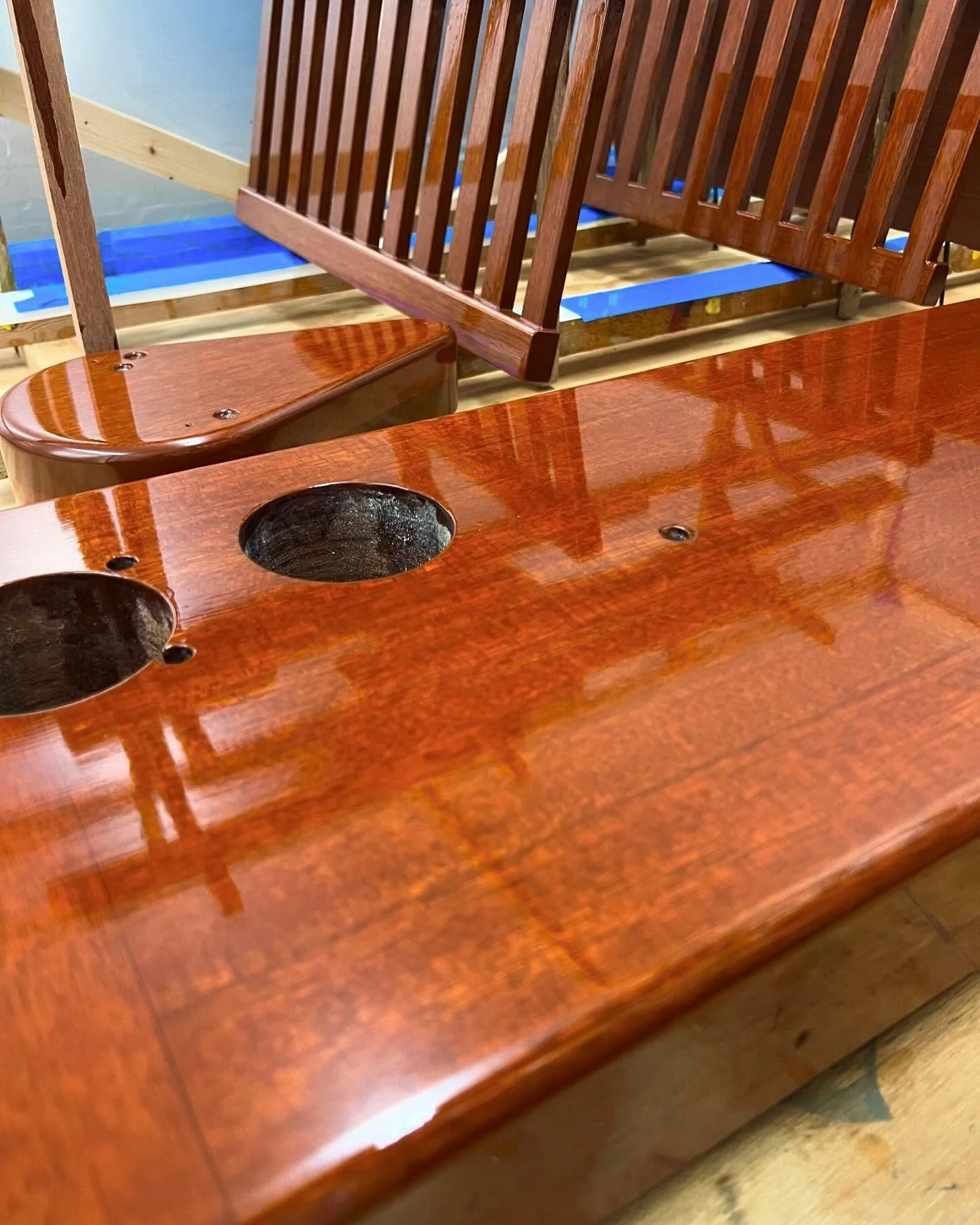 Keeping the ole skool #cordovan alive from the early and #midcentry #shipwright #nauticaldesign worlds&hellip;
#mathewsboats #mathews #woodenboat #classicboat #bowsprit #varnish #interlux #smoove #luxurylifestyle #woodworking #maintainable #mothernat