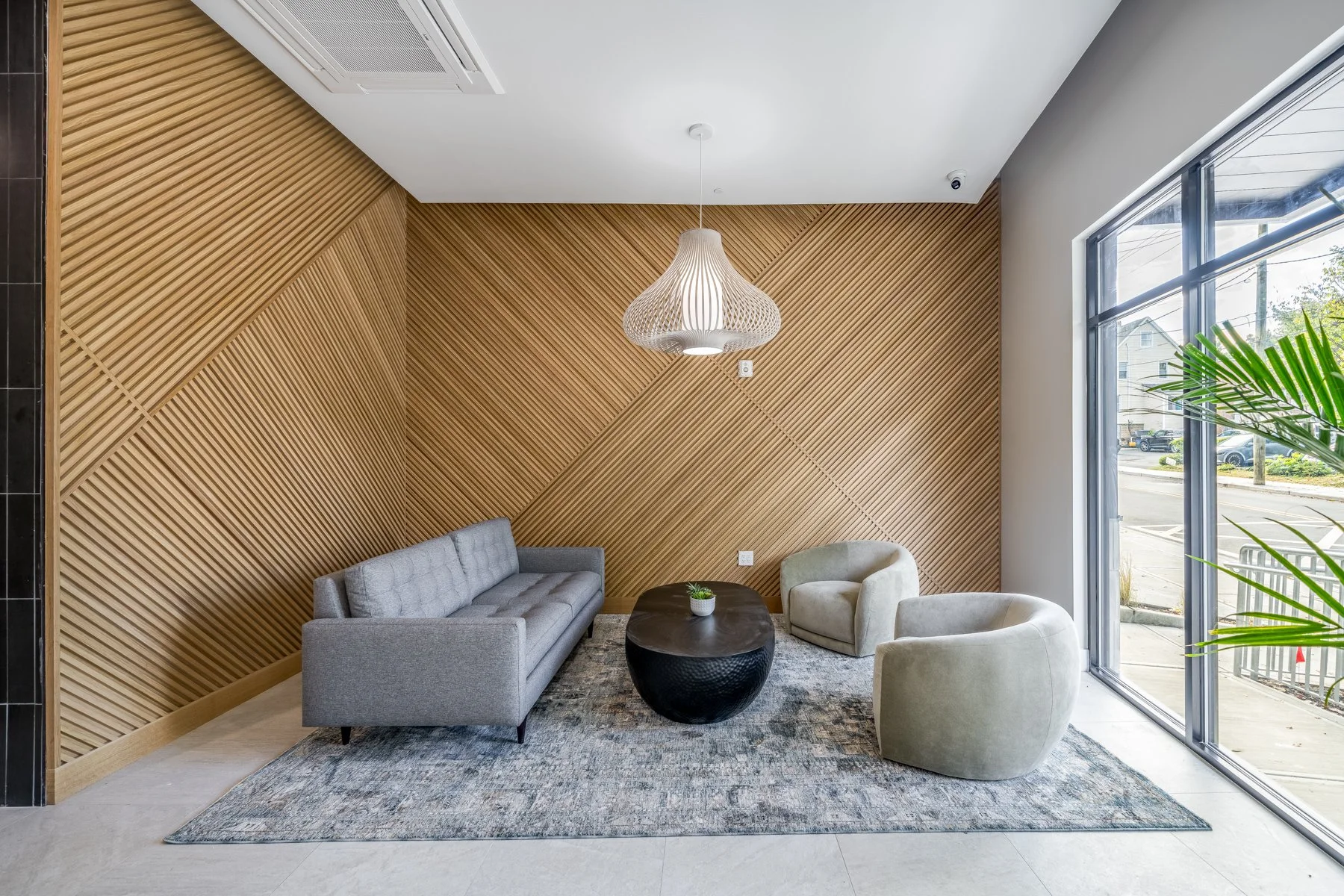 03 05_WestParkerAve-7_Lobby.jpg