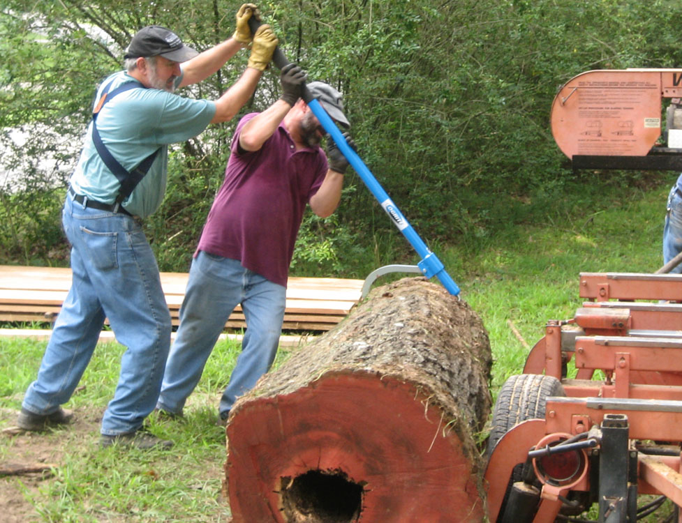 Milling lumber in Kingston Springs, TN