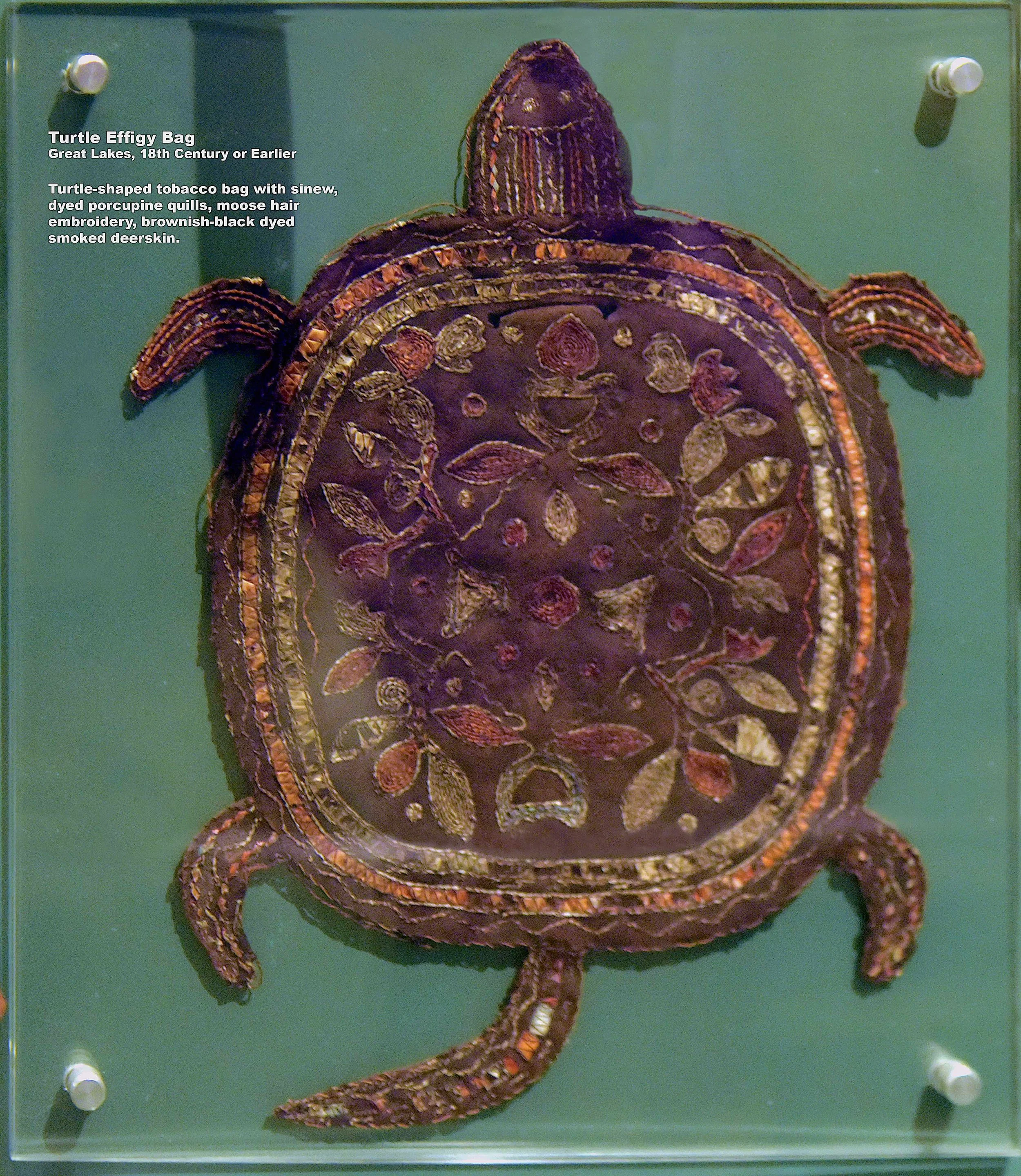 SSL_9872_Turtle-Effigy-Bag-18th-c_sm.jpg