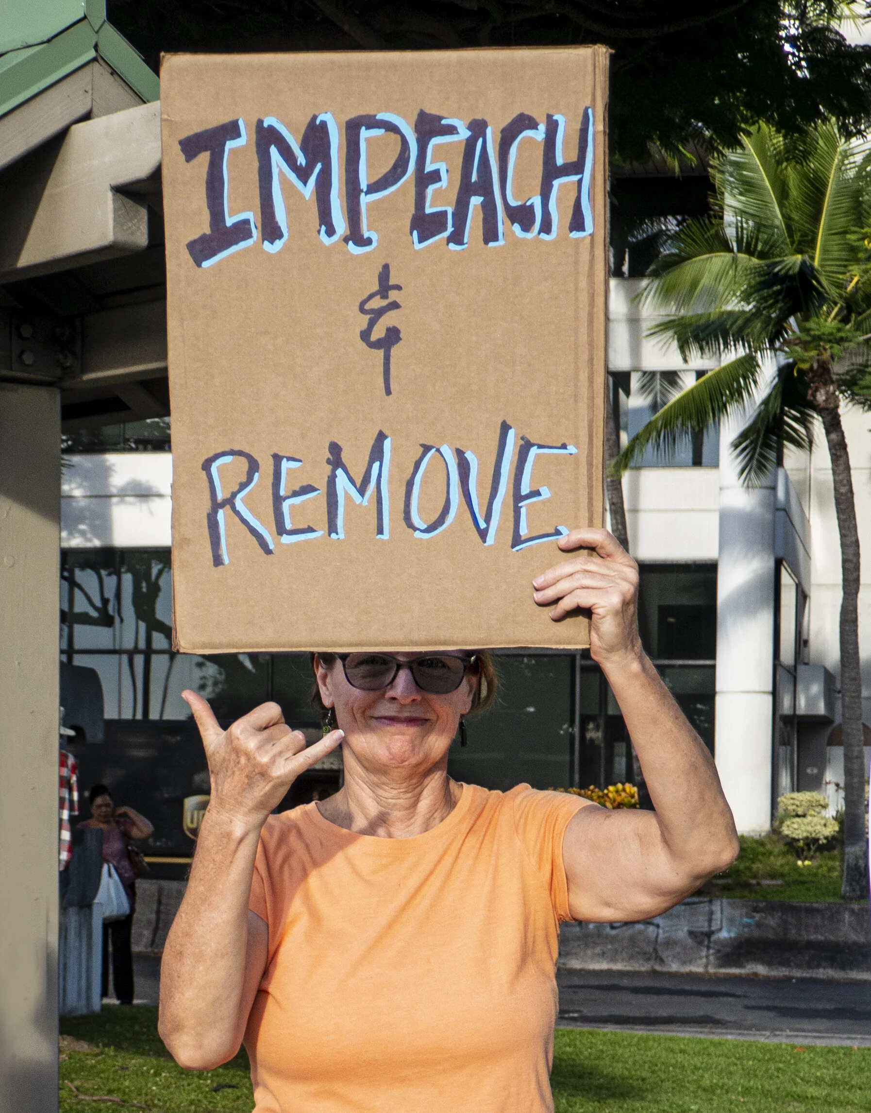 P1140113_Impeach Remove.jpg