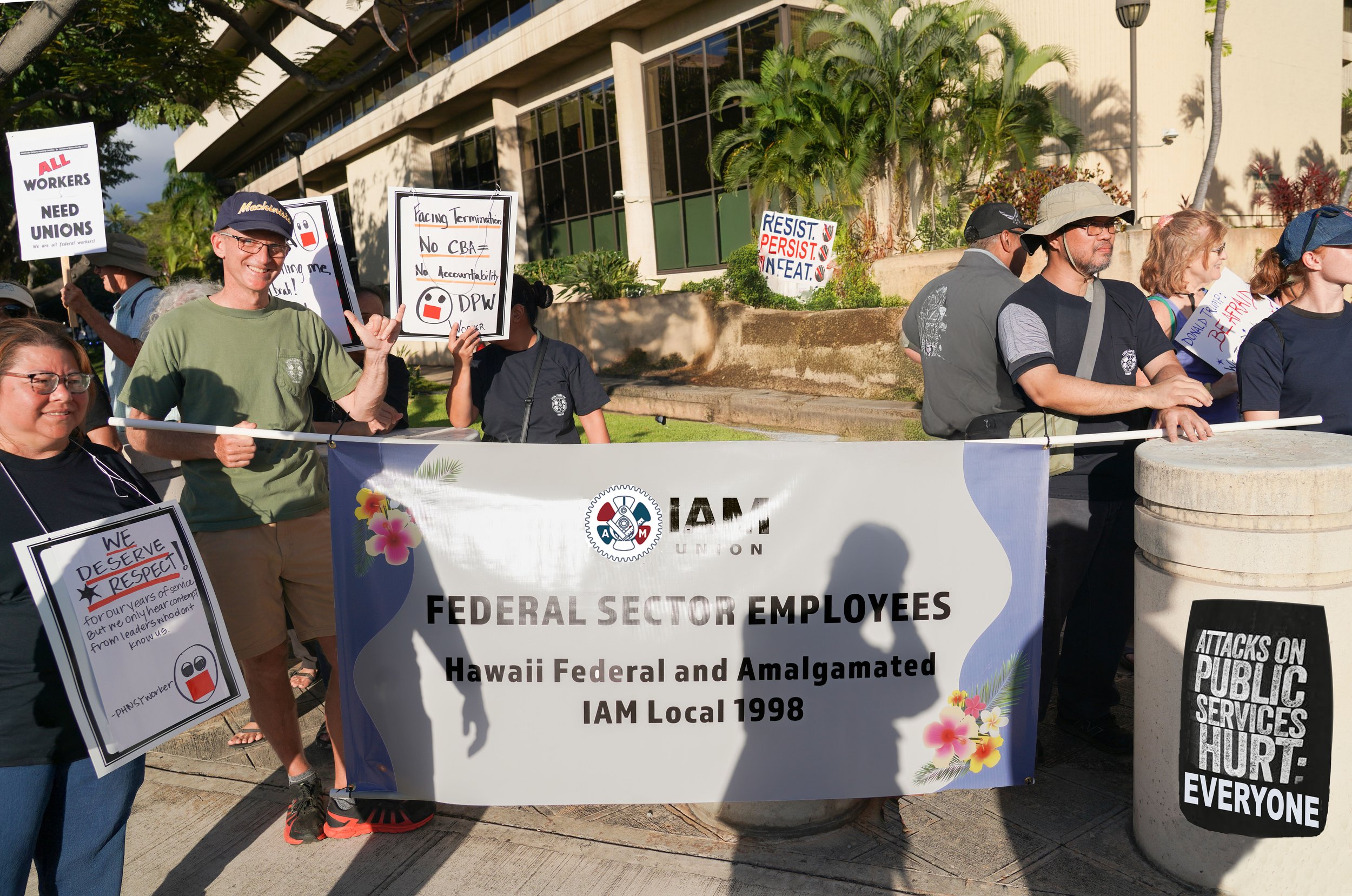 Federal Elector Employees: International Association of Machinists and Aerospace Workers - IAMAW Local Lodge 1998