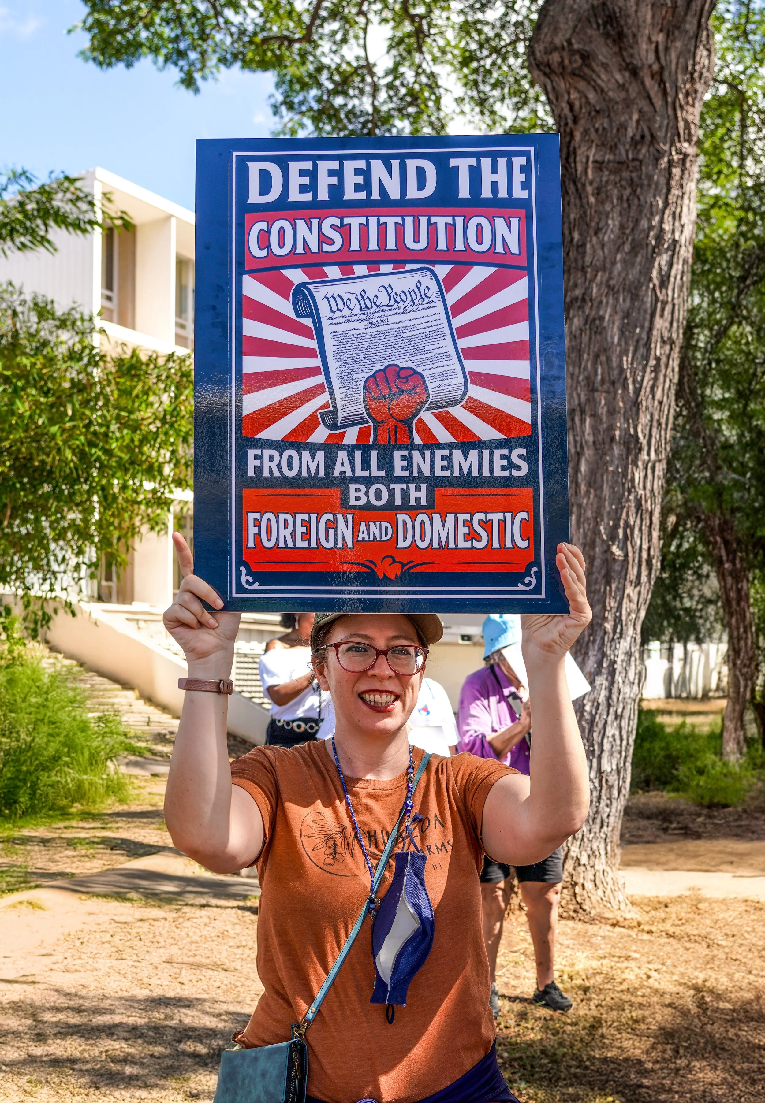 DSC07022 Defend the Constitution.jpg