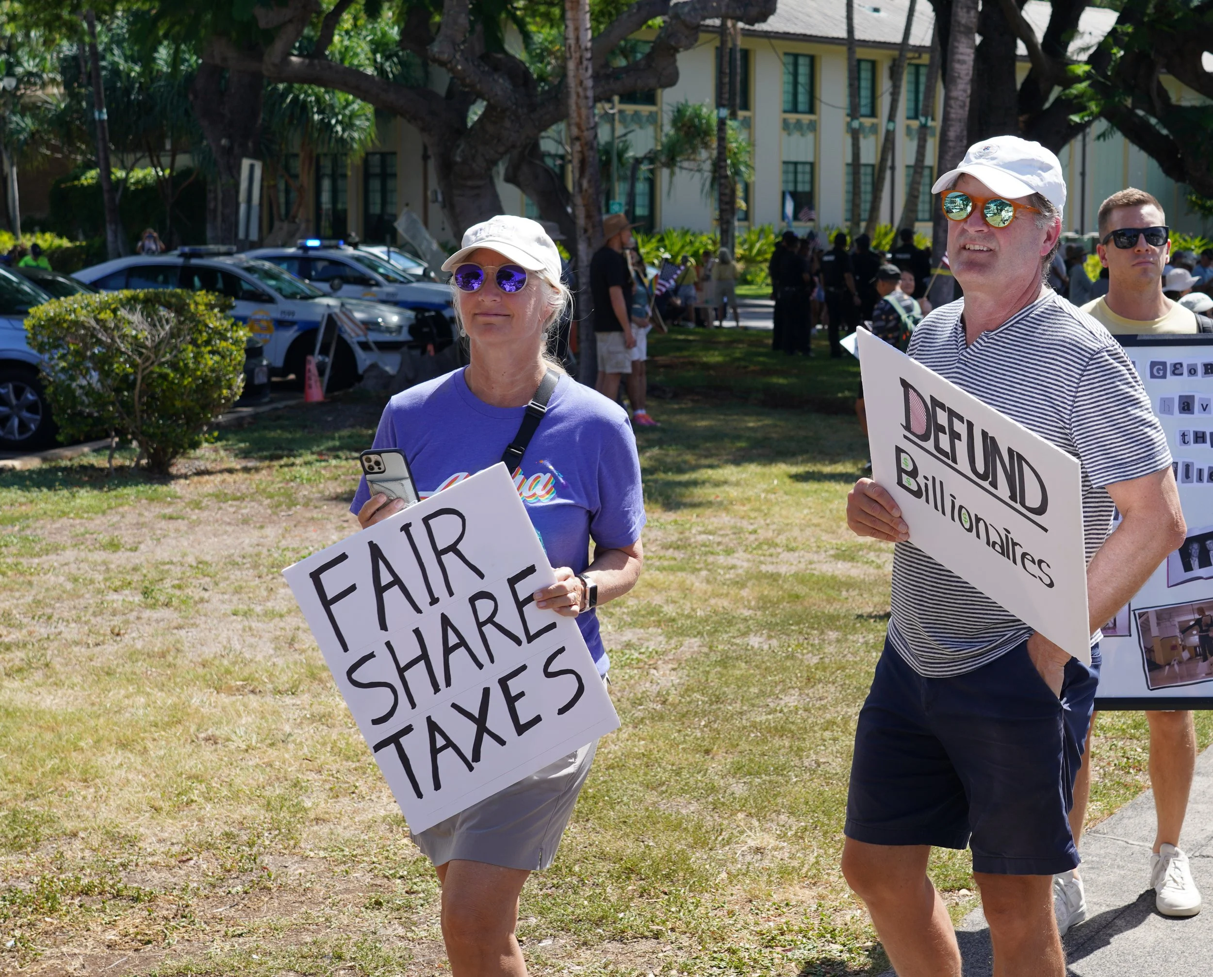 DSC07043 Defund Billionaires.jpg