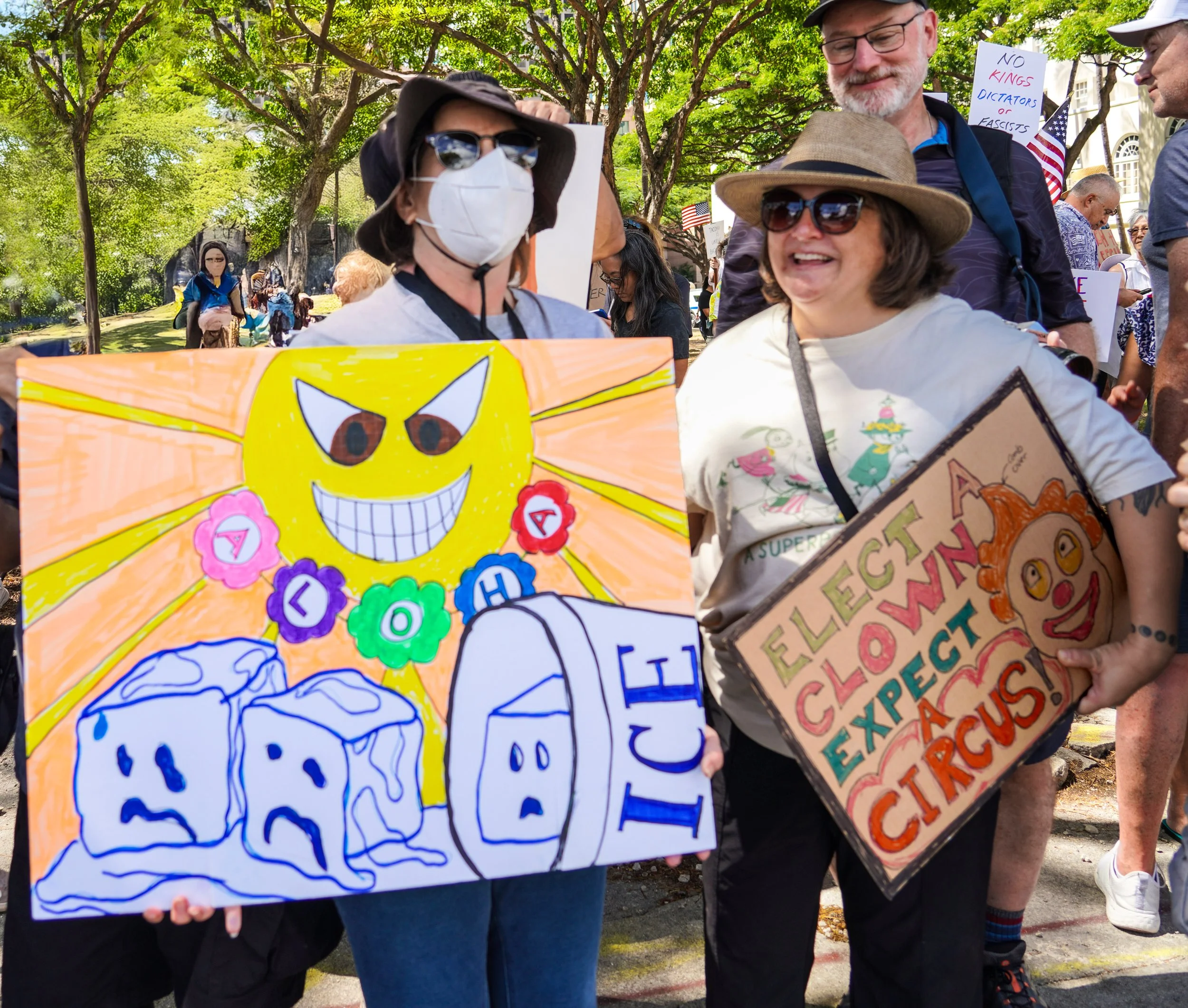 DSC07231 Elect a clown....jpg