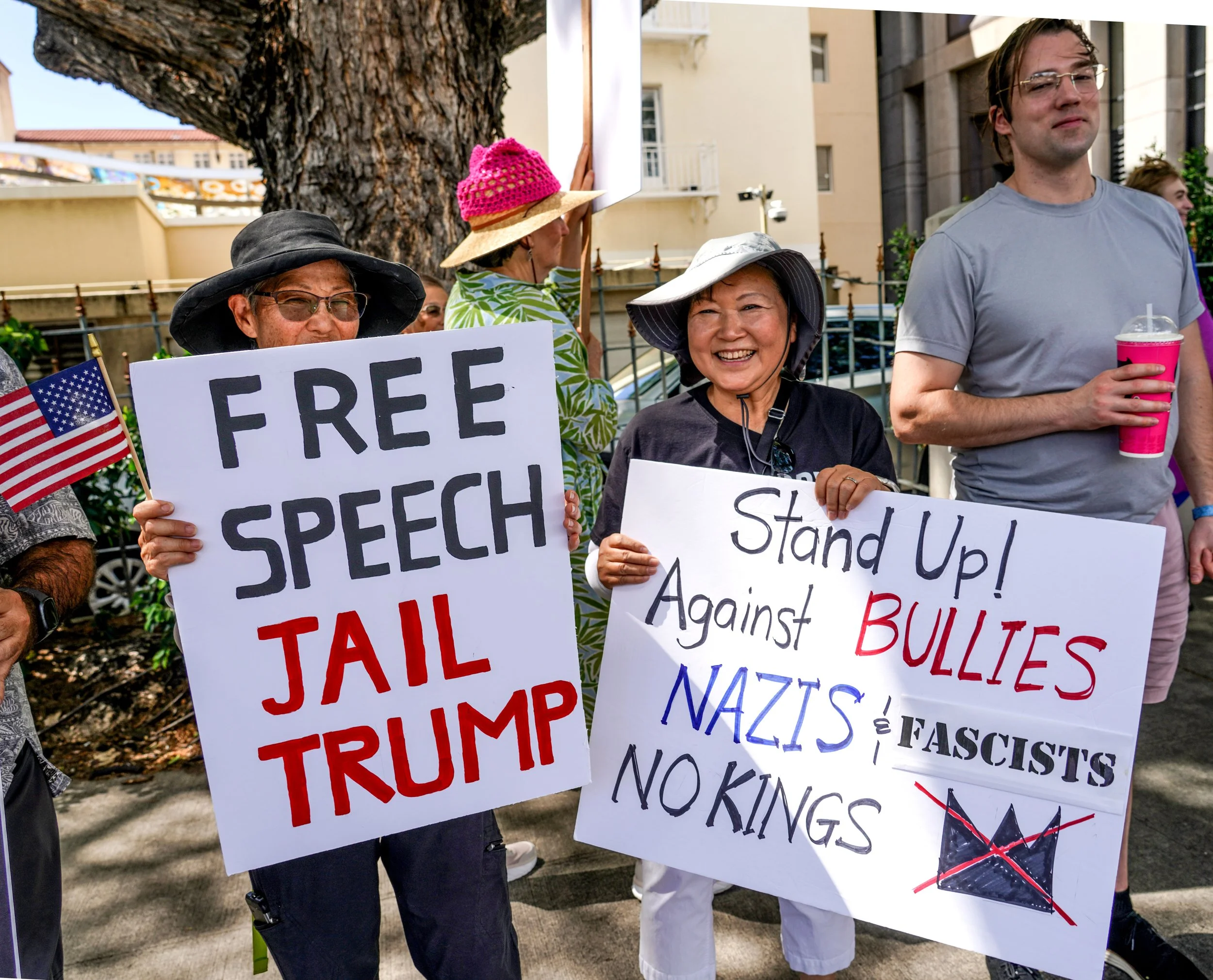 DSC07271 Jail Trump.jpg