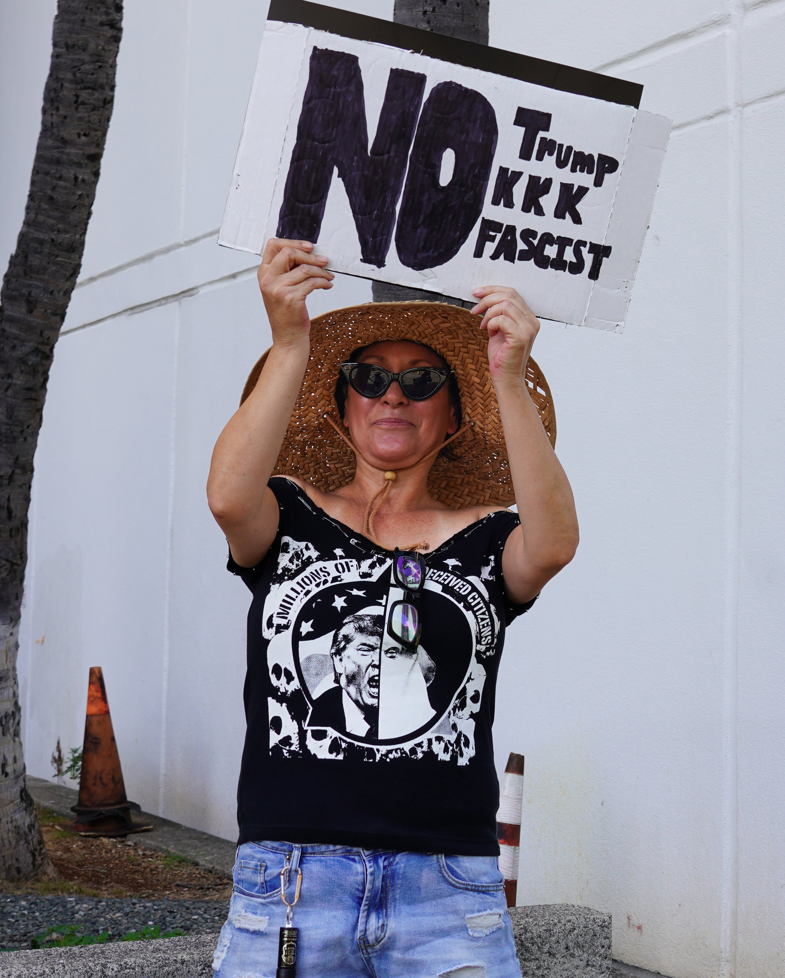 DSC07288 No Trump kkk fascist.jpg