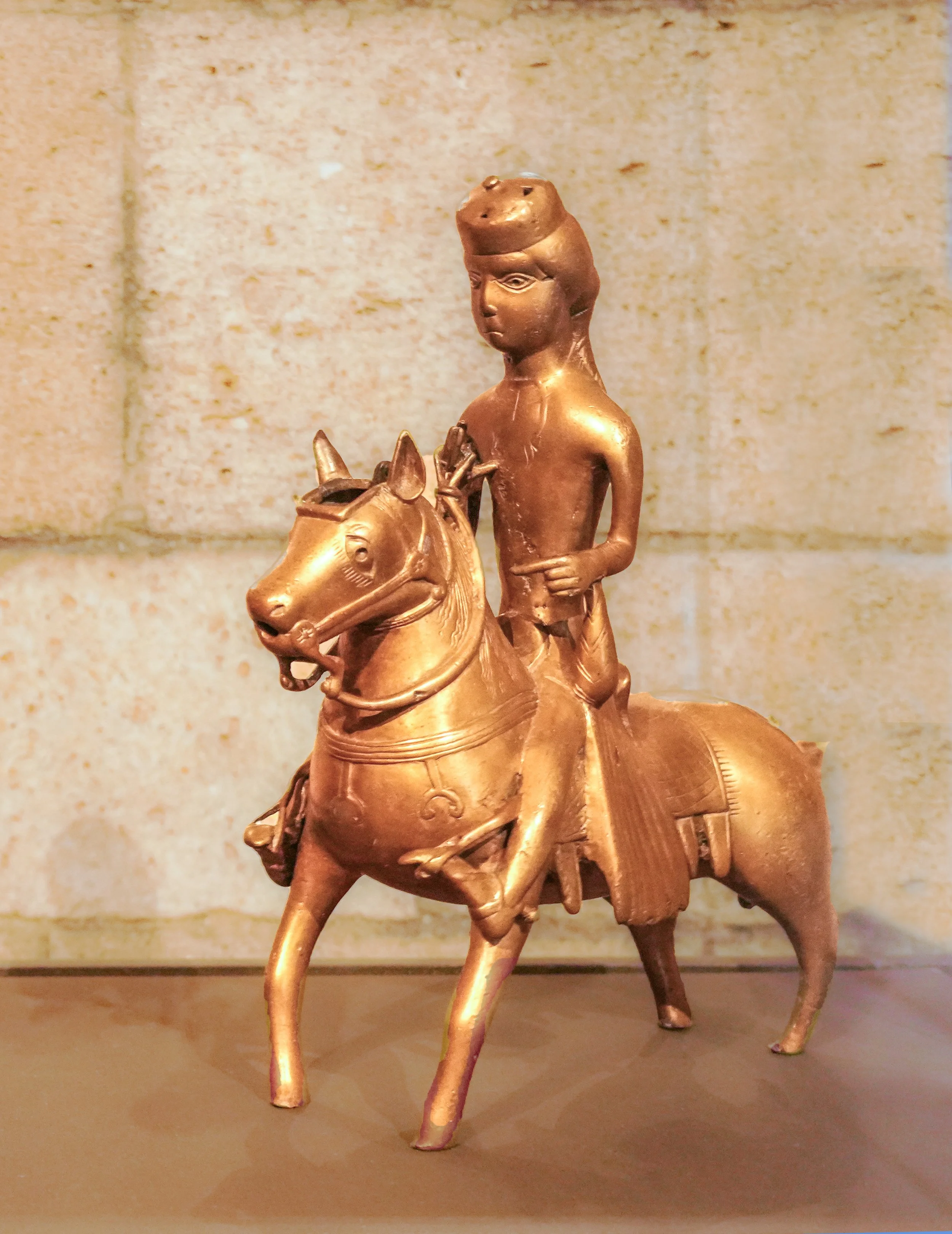 Falconer, copper alloy, German, Franconia, 13th century, 13th c., crafted water vessel, Aquamanilia