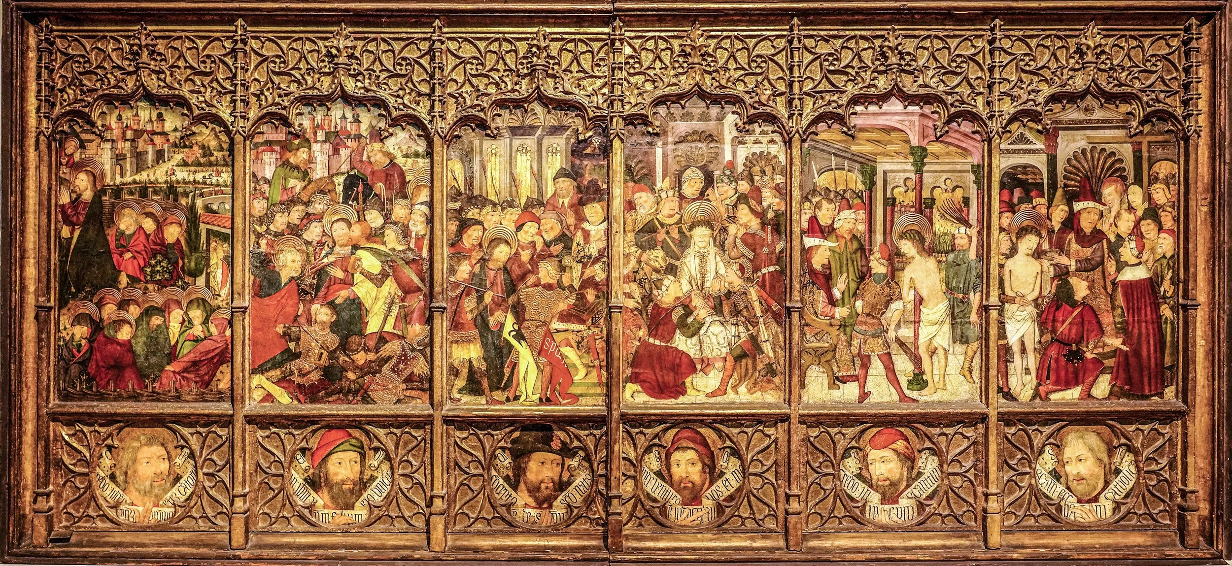 DSC05665_Altarpiece (retablo) w-Scenes from Passion_sm_V-2.jpg