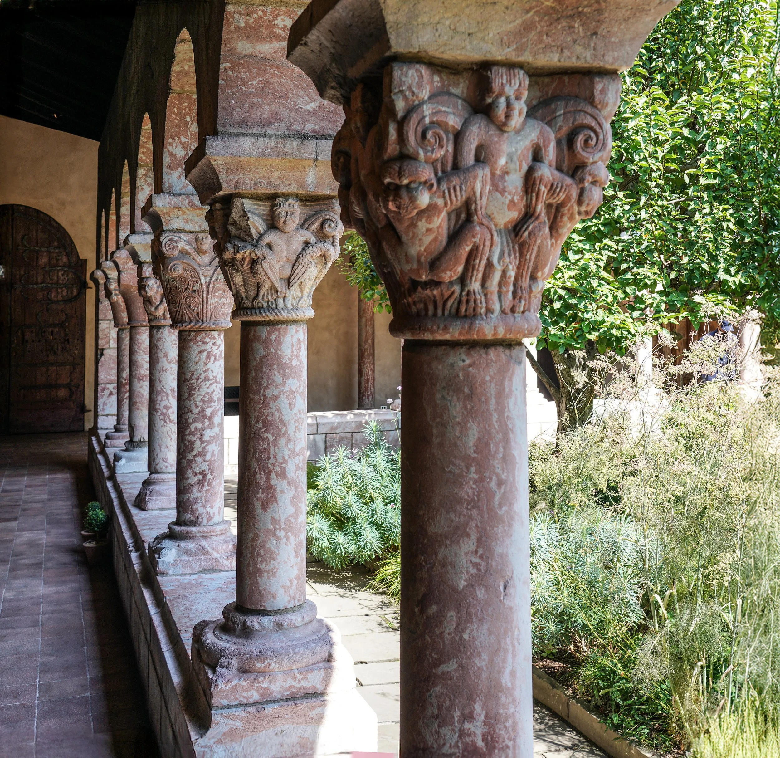 DSC05787_Imaginative Capitals Cuxa Cloisters_sm_ST-2.jpg