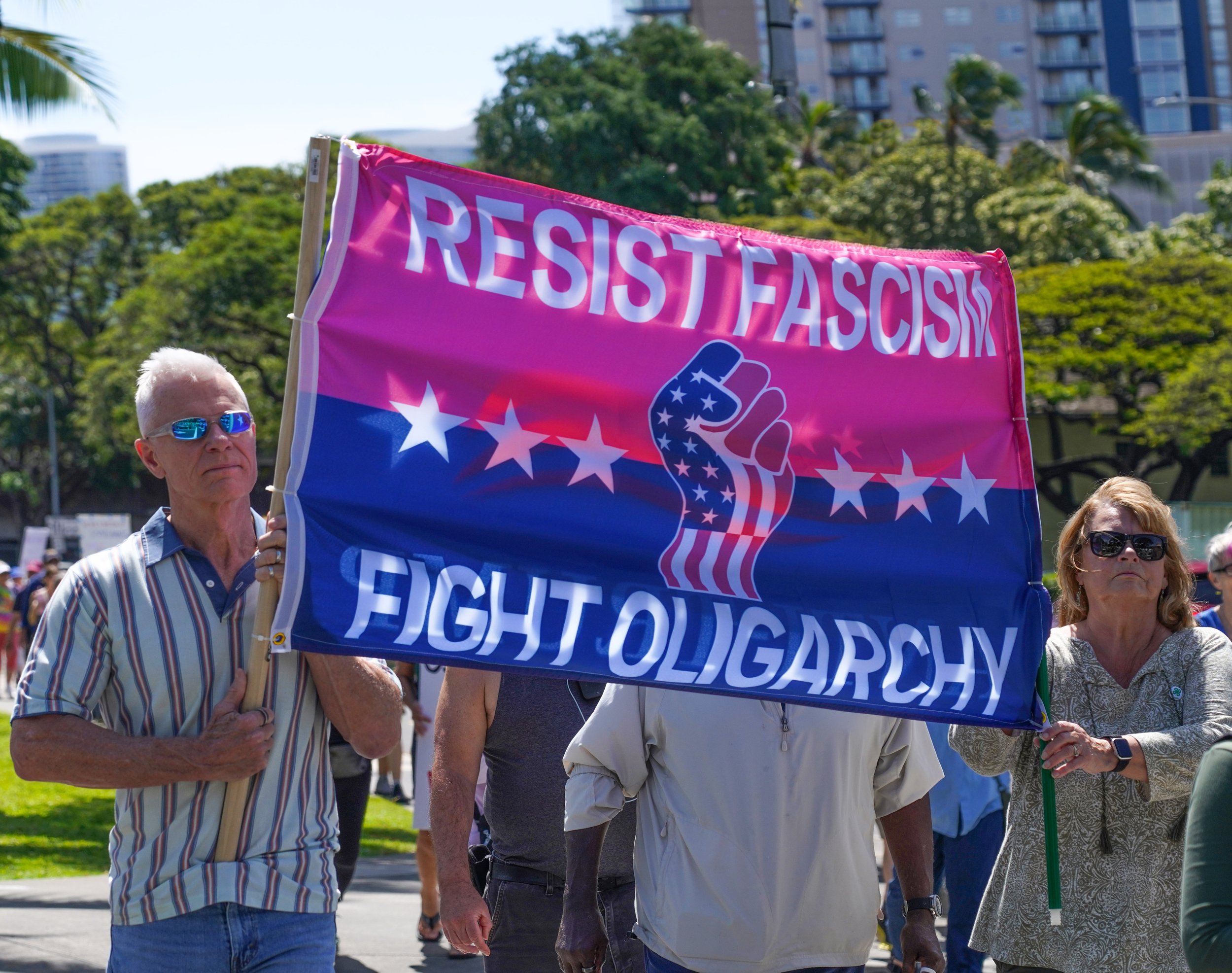 DSC07540_Fight Oligarchy.jpg