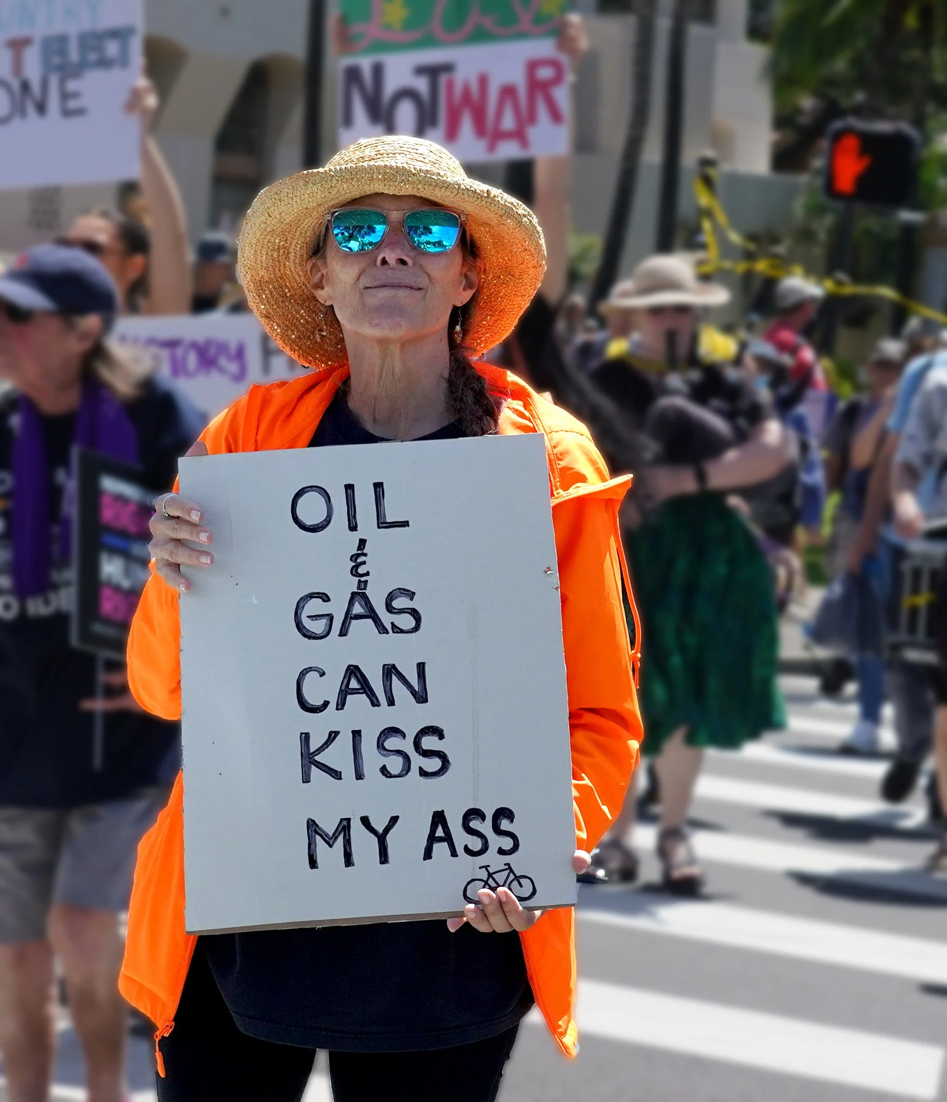 DSC07682-D_oil and gas_V-2.jpg