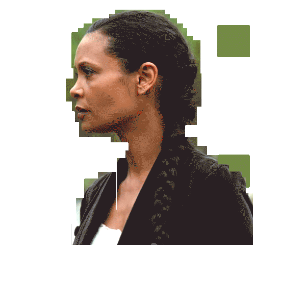 maeve_sideeye2.gif