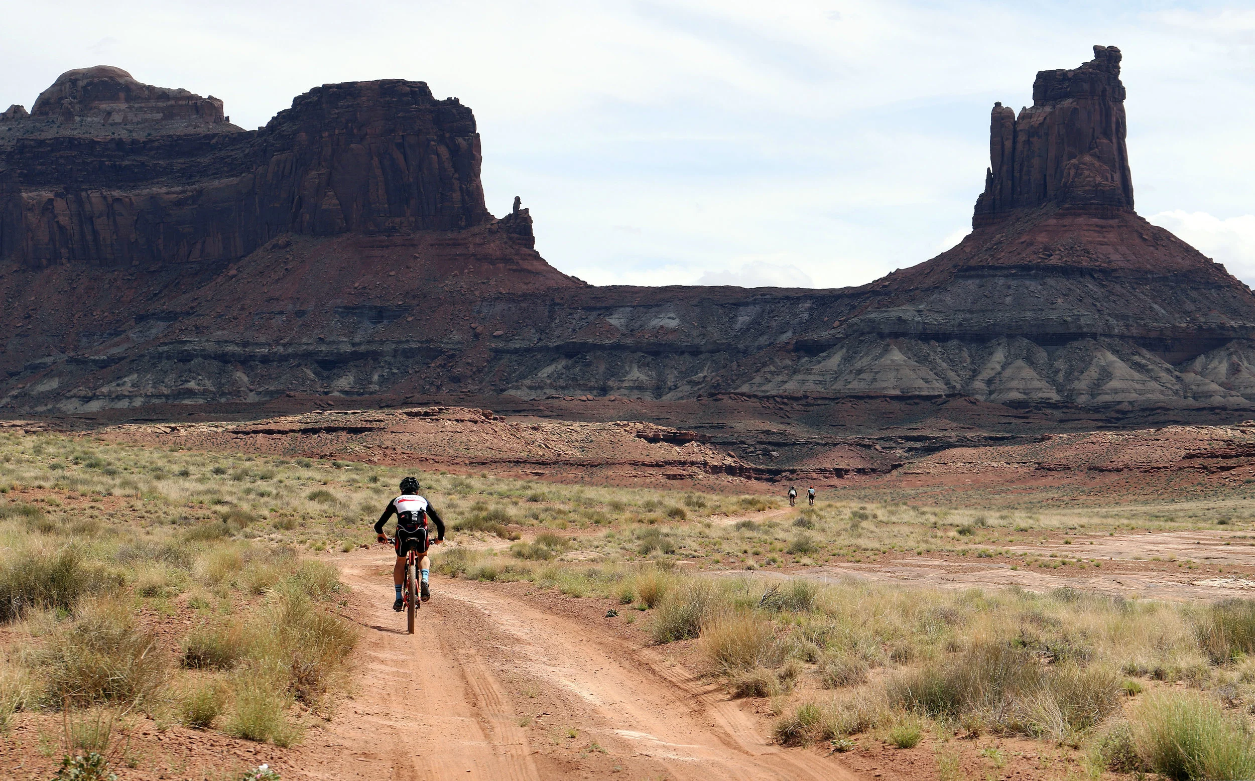 Chris Case on the The White Rim. (Photo by Matt Garvin)