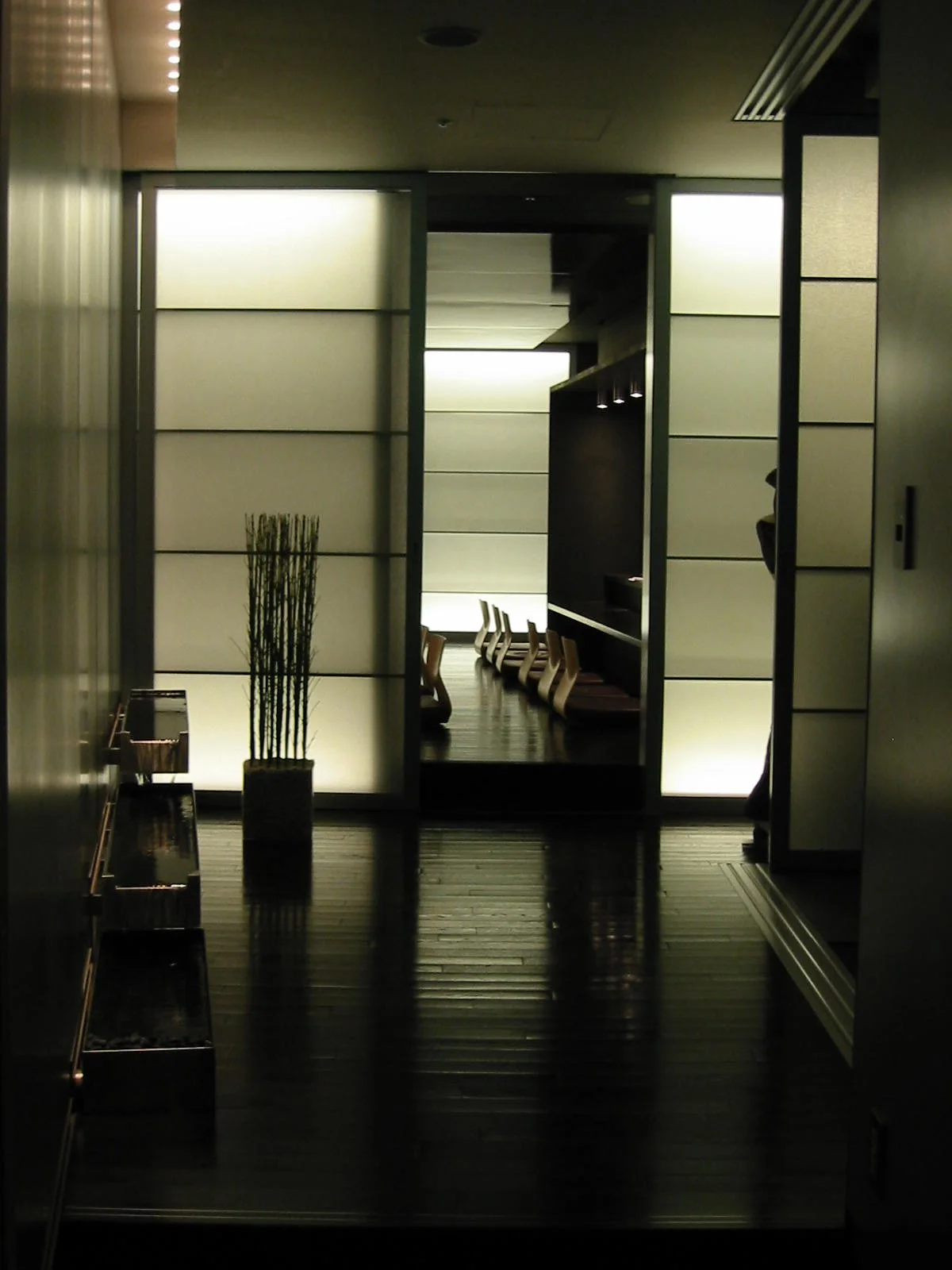 101-0169_IMG.JPG