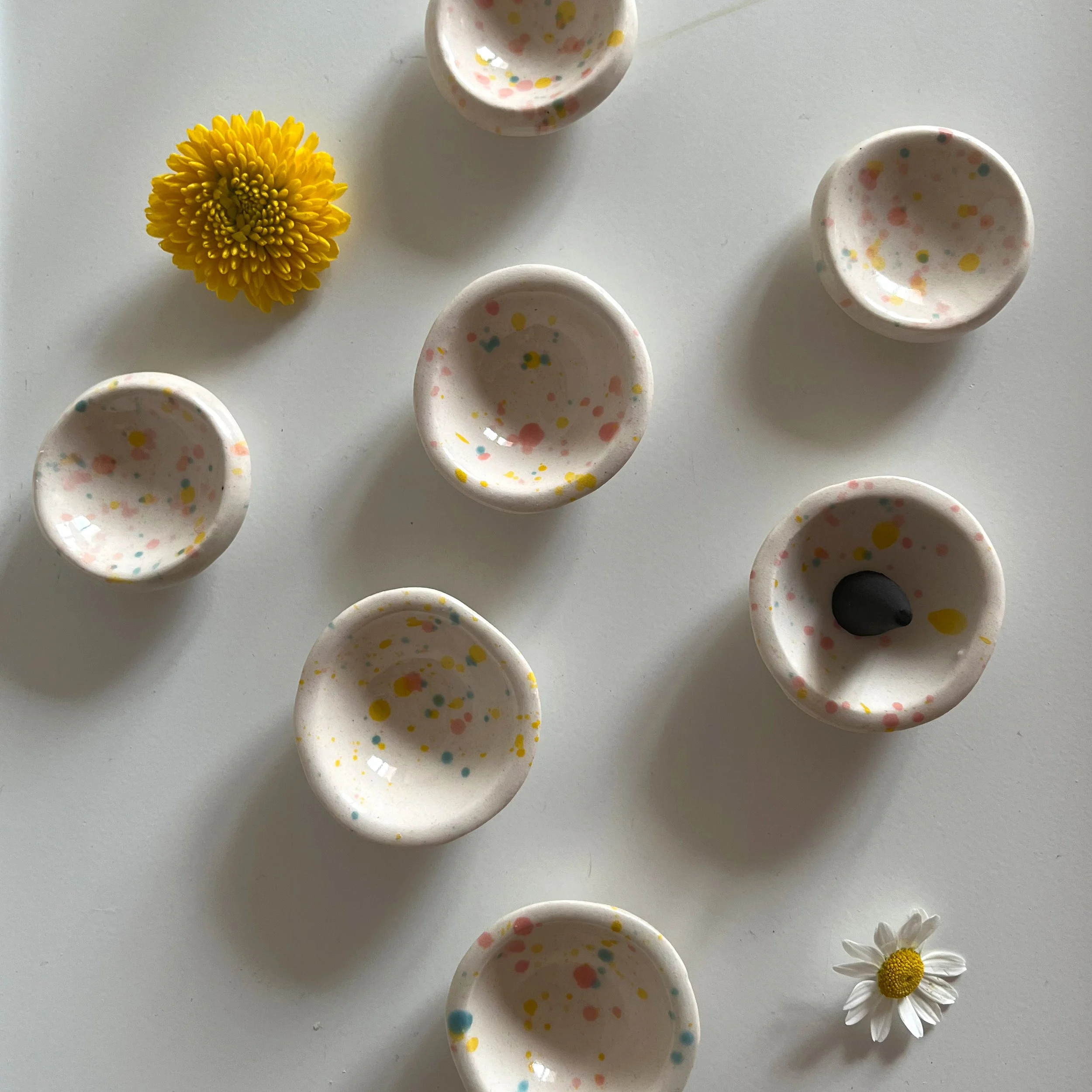 confetti-cone-1.jpg