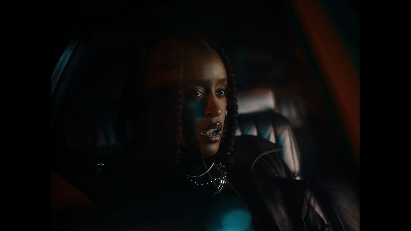 @mmmmysie - &lsquo;Joyride&rsquo;

Song Written by Mysie, @goldspectacles &amp; @frasertsmith 
Produced by Fraser T Smith
Additional production Robb Whiteman
 
Creative Direction by @_of3studio 
Director - @nathansamlong 
Lighting Designer - @douglas