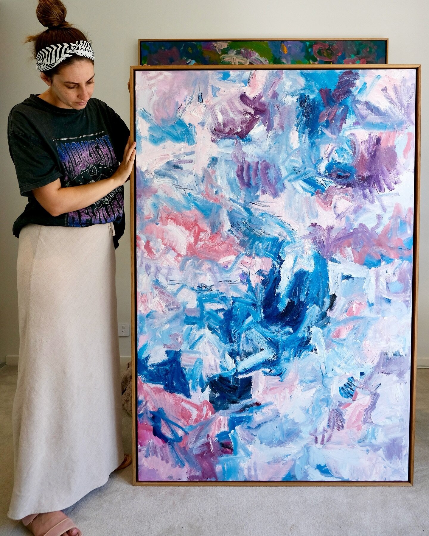 🌸 Augustine 🌸 One of my last oil pieces remaining, measuring at 103cm x 153cm. She comes fully framed and with free shipping! She&rsquo;s been around for a little while now so am discounting from $3500 down to $2000 🙌🙌

DM if you&rsquo;re interes