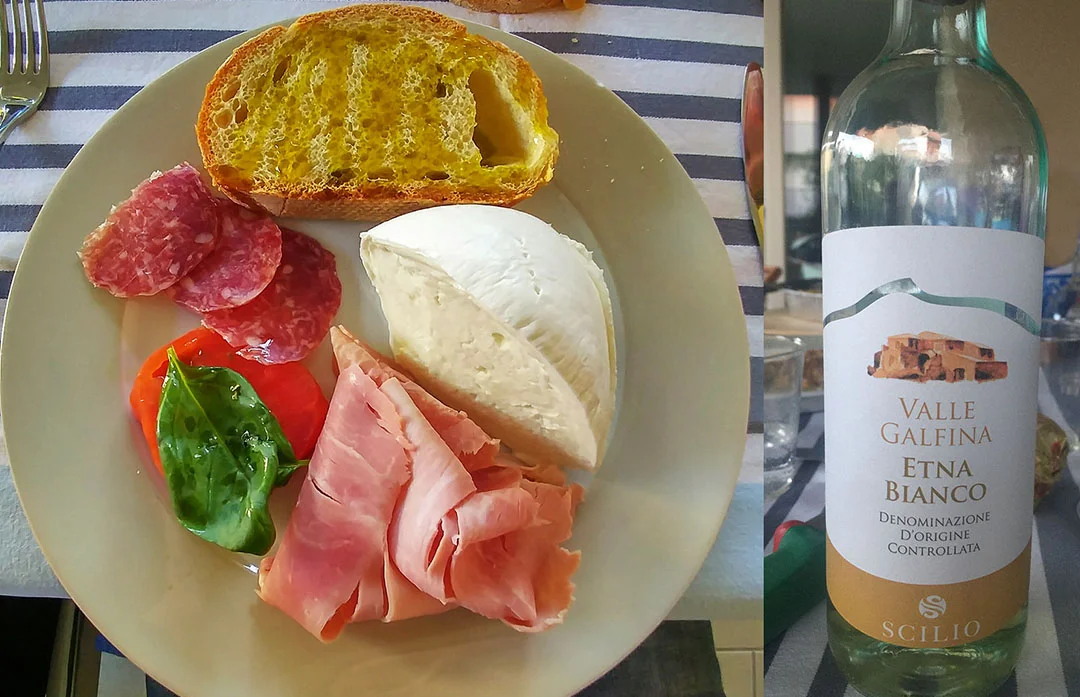 DINNERatSilviaSMALL.jpg