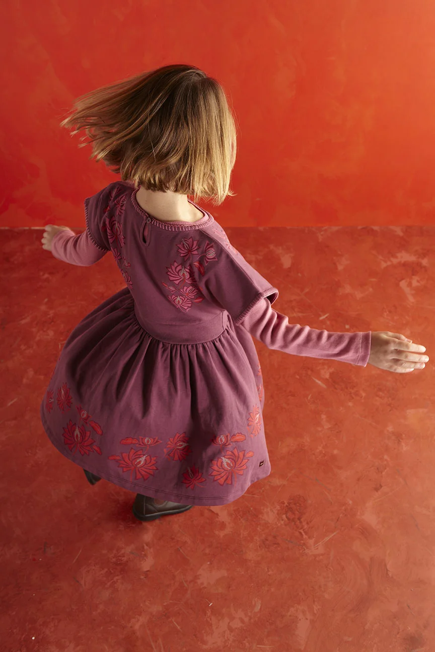 11FW_LookBook_LoRes_Page_21.jpg