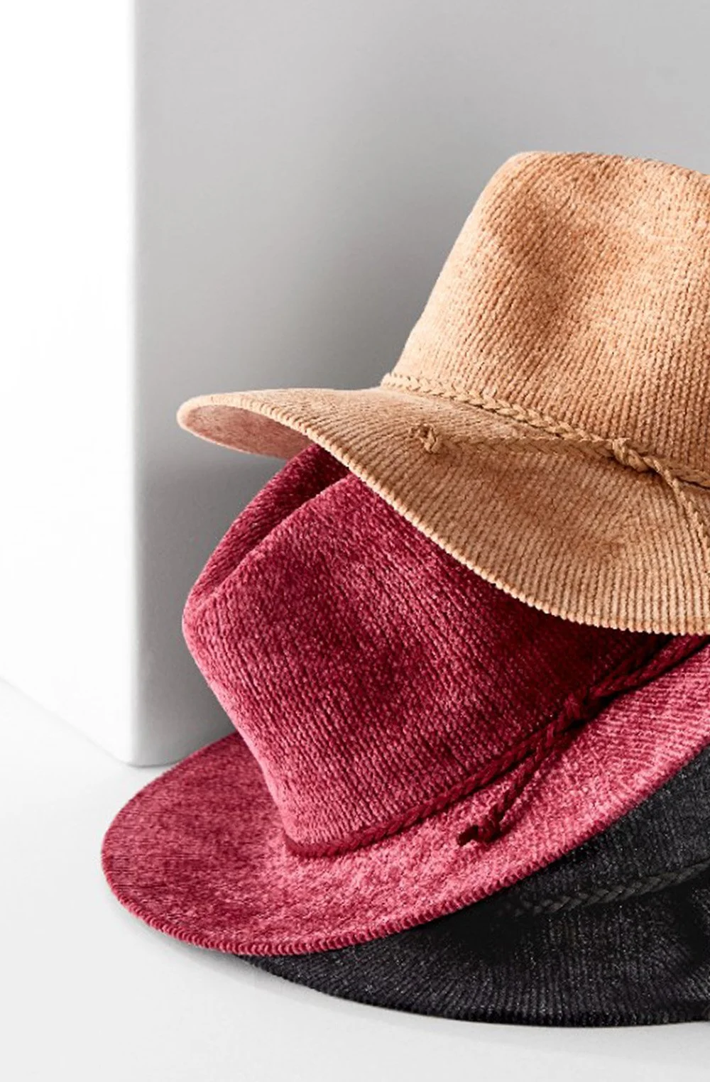 S-50010-FASH-SEPT-ACC-Hats-Banner-LD-FY21_SELECT-1280x1280.jpeg