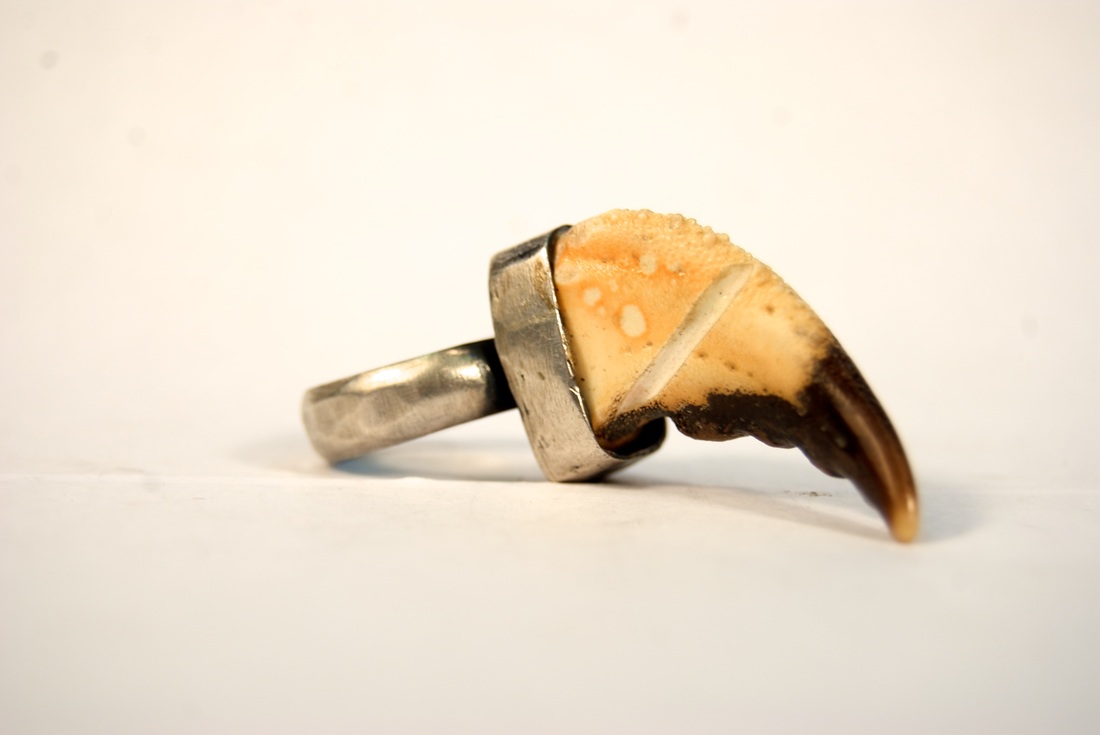 Crab Claw Ring