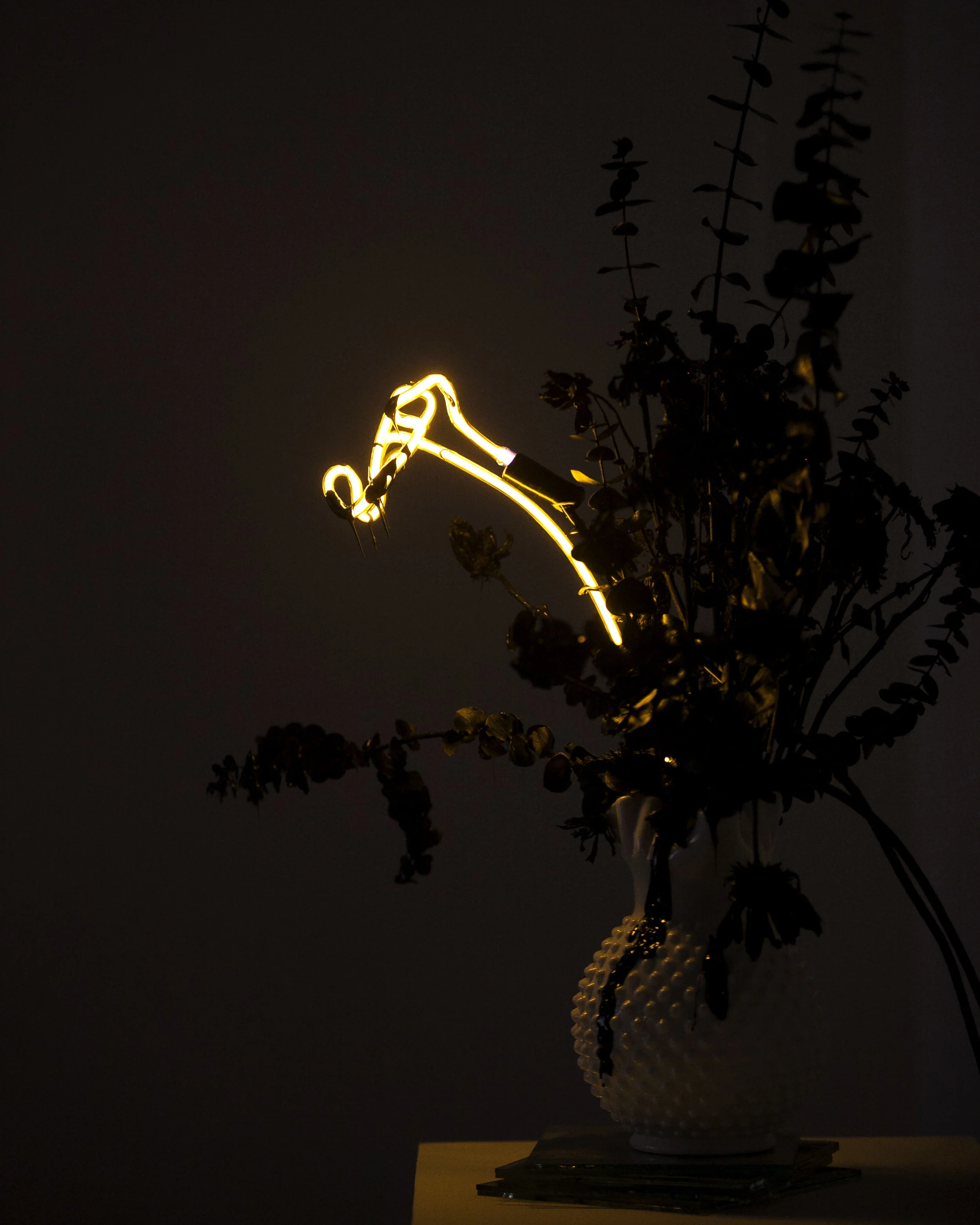 merylpataky_vase_yellow_5.jpg