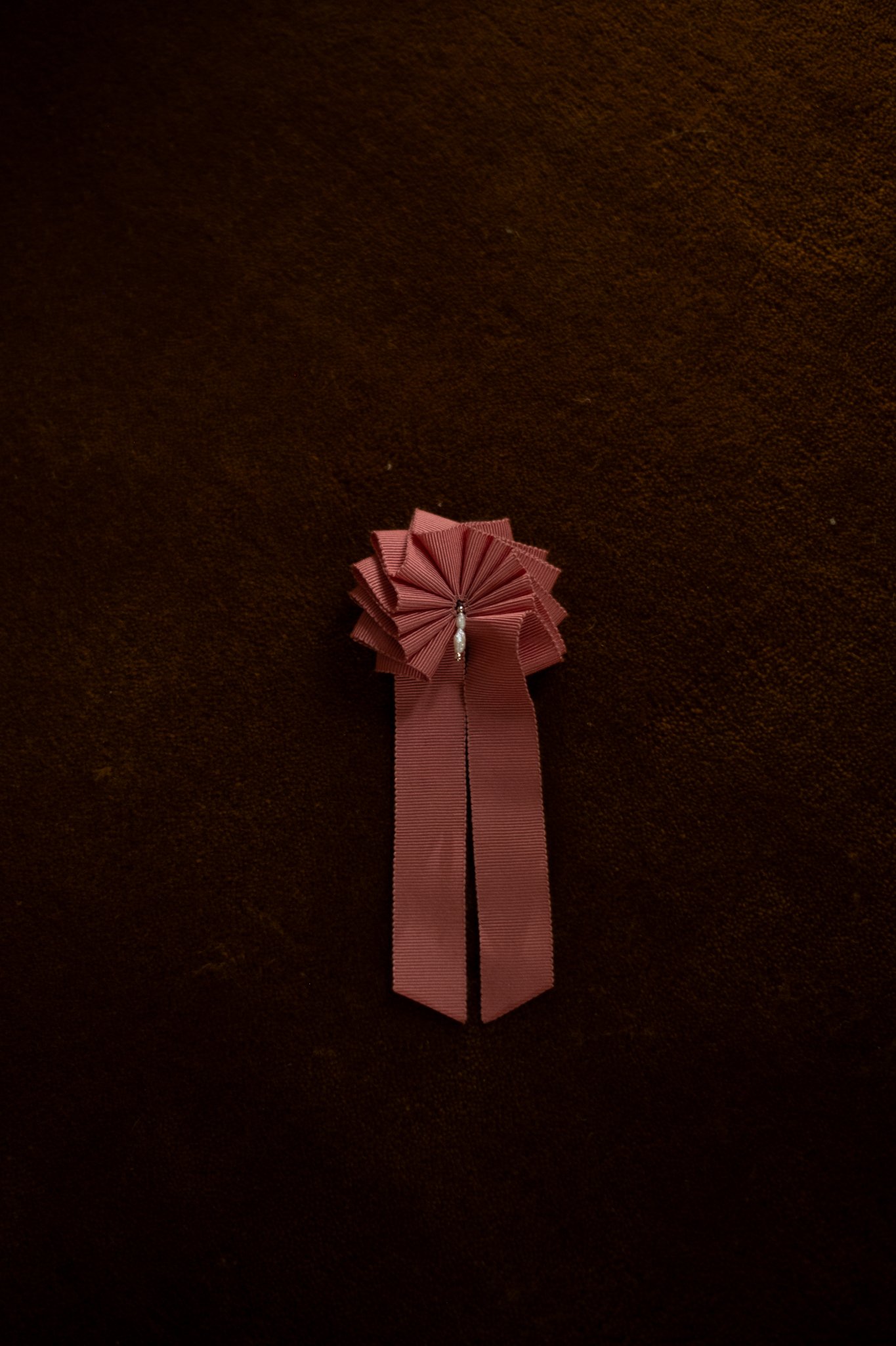 THE PEARL PRIZE ROSETTE, PINK
