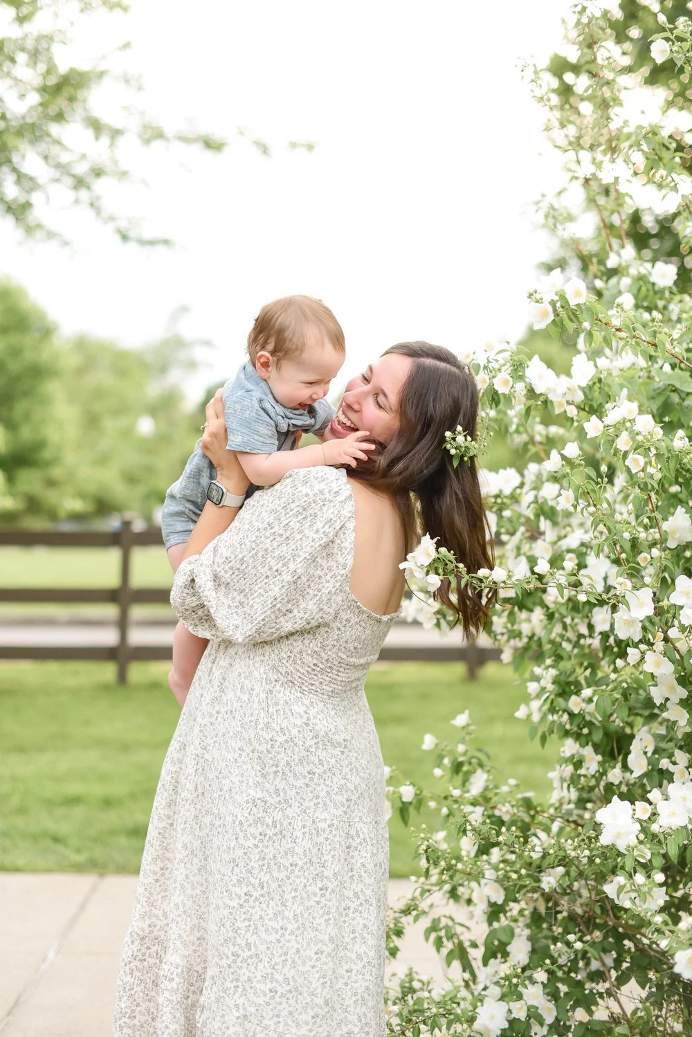 Mini Sessions 2025-04.jpg