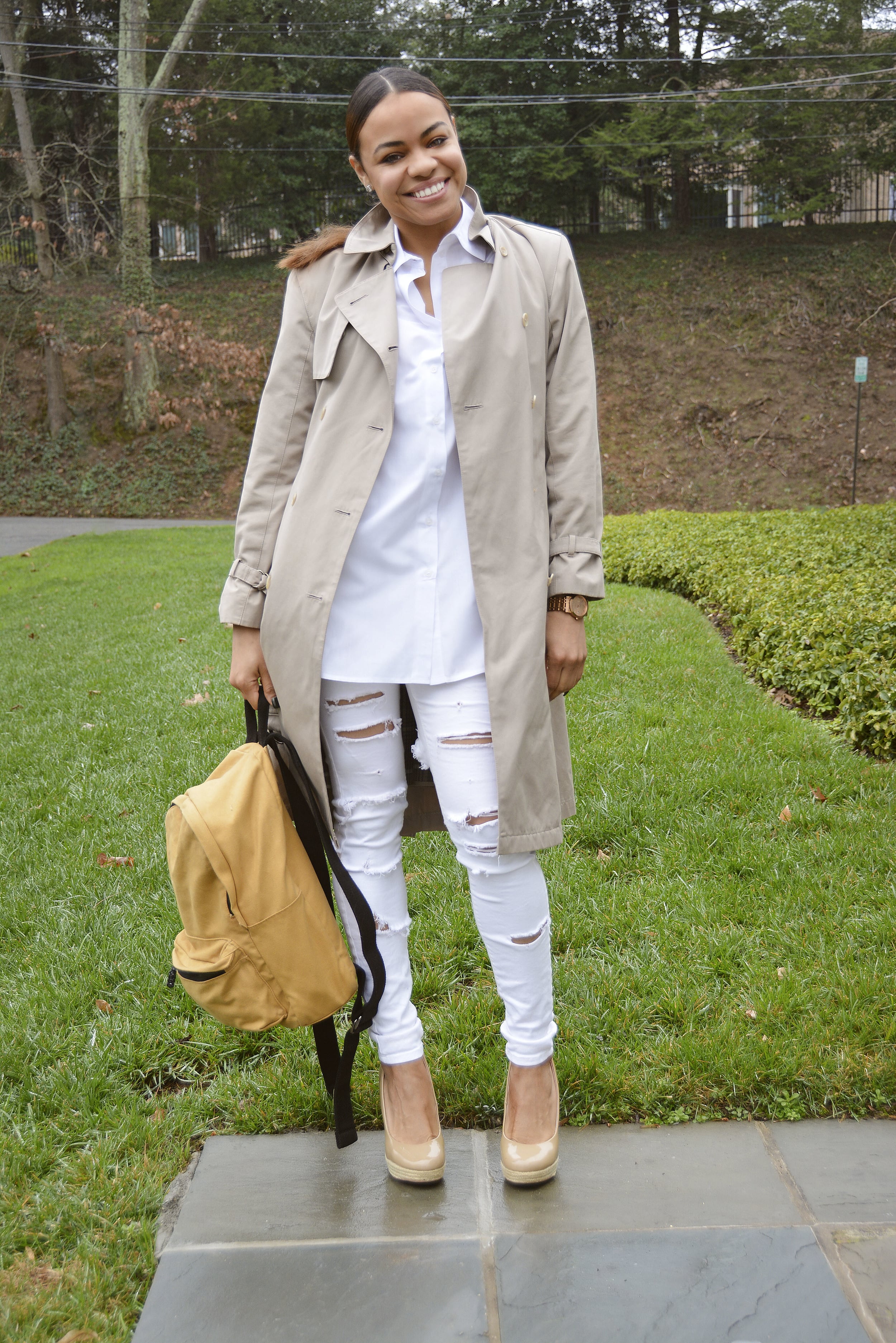 wearing: Zara pants, Betsy Johnson shoes, ASOS top, London Fog trench coat, bag from Urban Outfitters