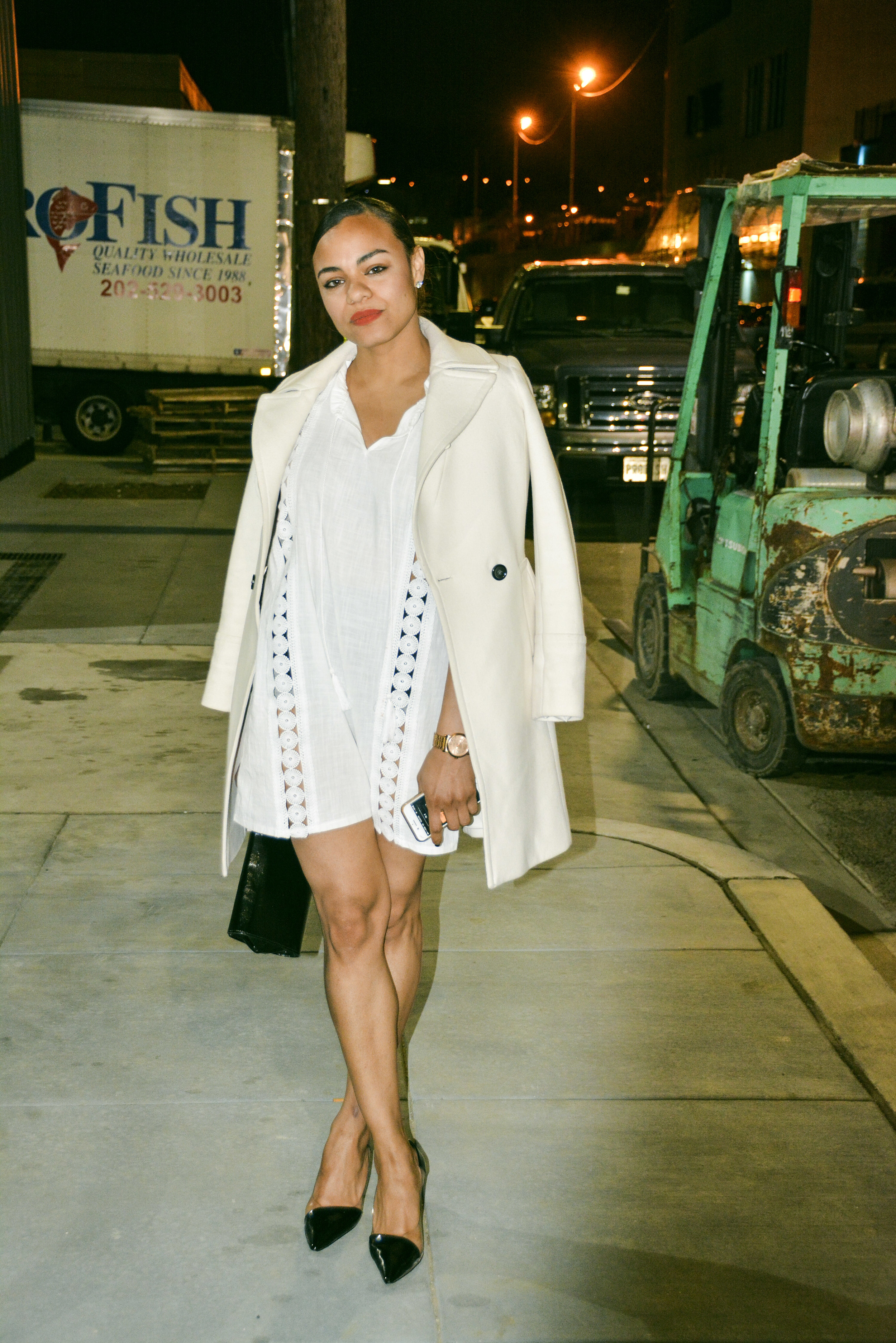 wearing: b-SHARP dress, Lord & Taylor shoes, Club Monaco Coat, YSL clutch, Burberry watch, and Kylie's 22 lip kit. 